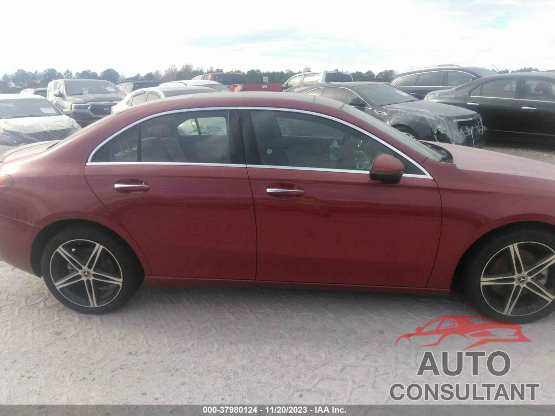 MERCEDES-BENZ A 2021 - W1K3G4EB7MJ311733