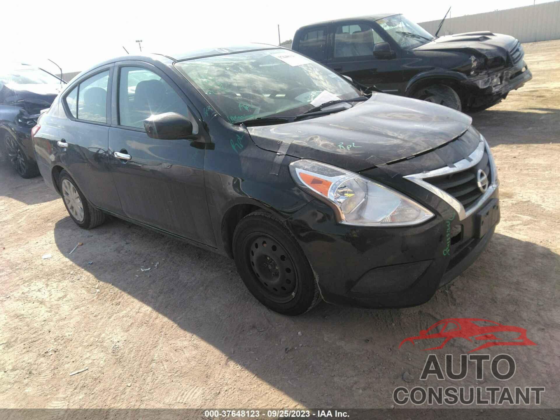 NISSAN VERSA 2019 - 3N1CN7AP8KL863396