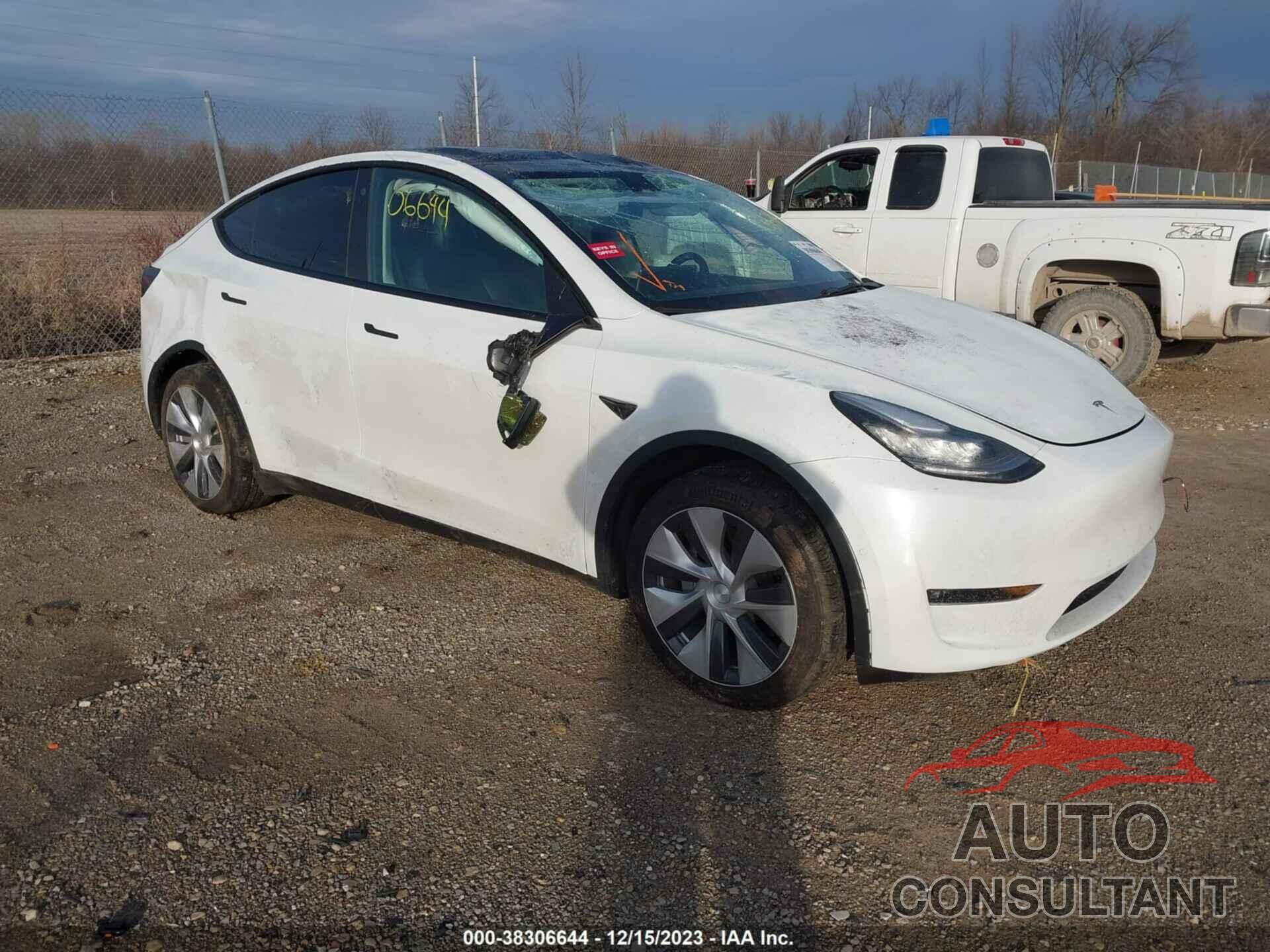 TESLA MODEL Y 2022 - 7SAYGAEEXNF514622