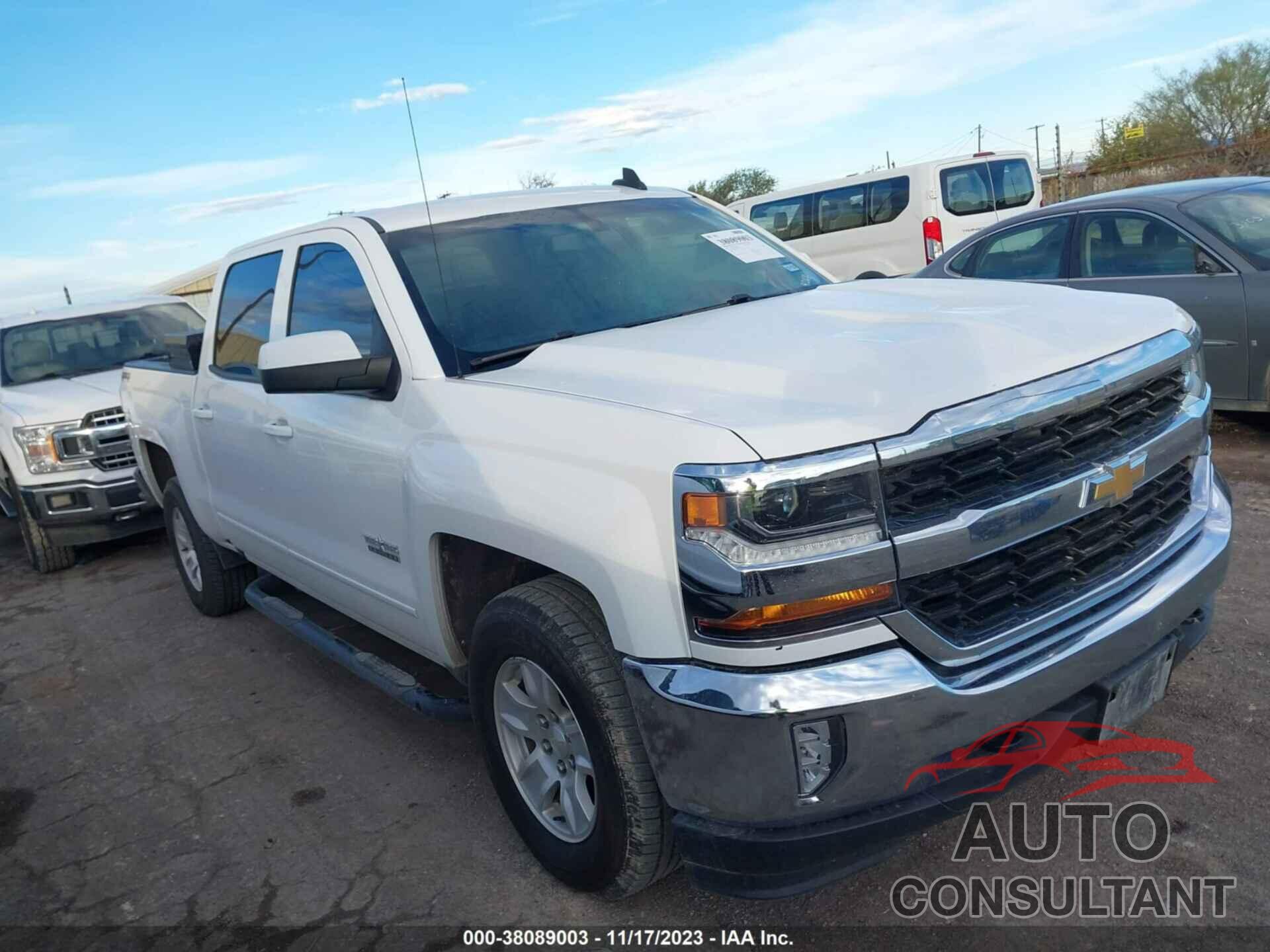 CHEVROLET SILVERADO 1500 2018 - 3GCUKREC5JG189227