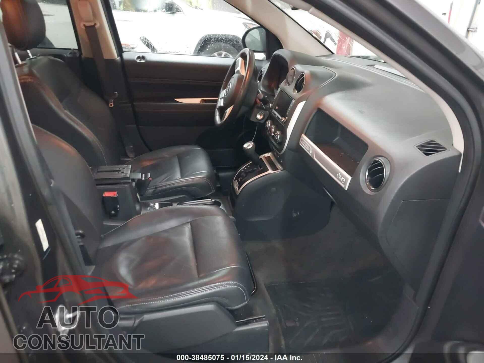 JEEP COMPASS 2017 - 1C4NJDEB3HD178395