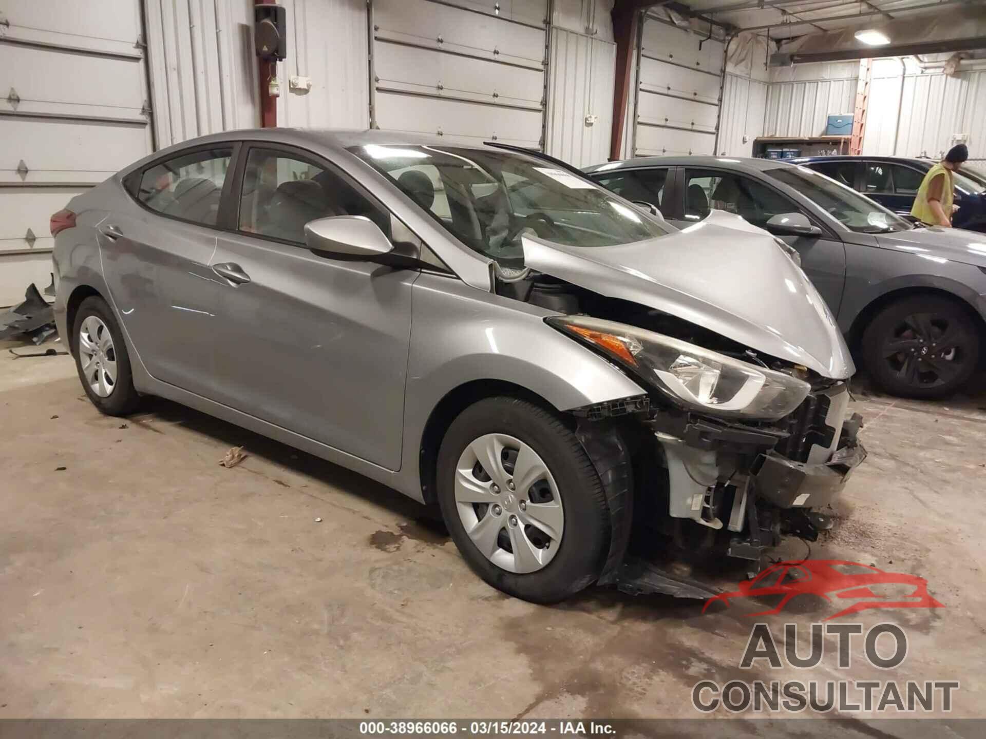 HYUNDAI ELANTRA 2016 - 5NPDH4AE5GH771837