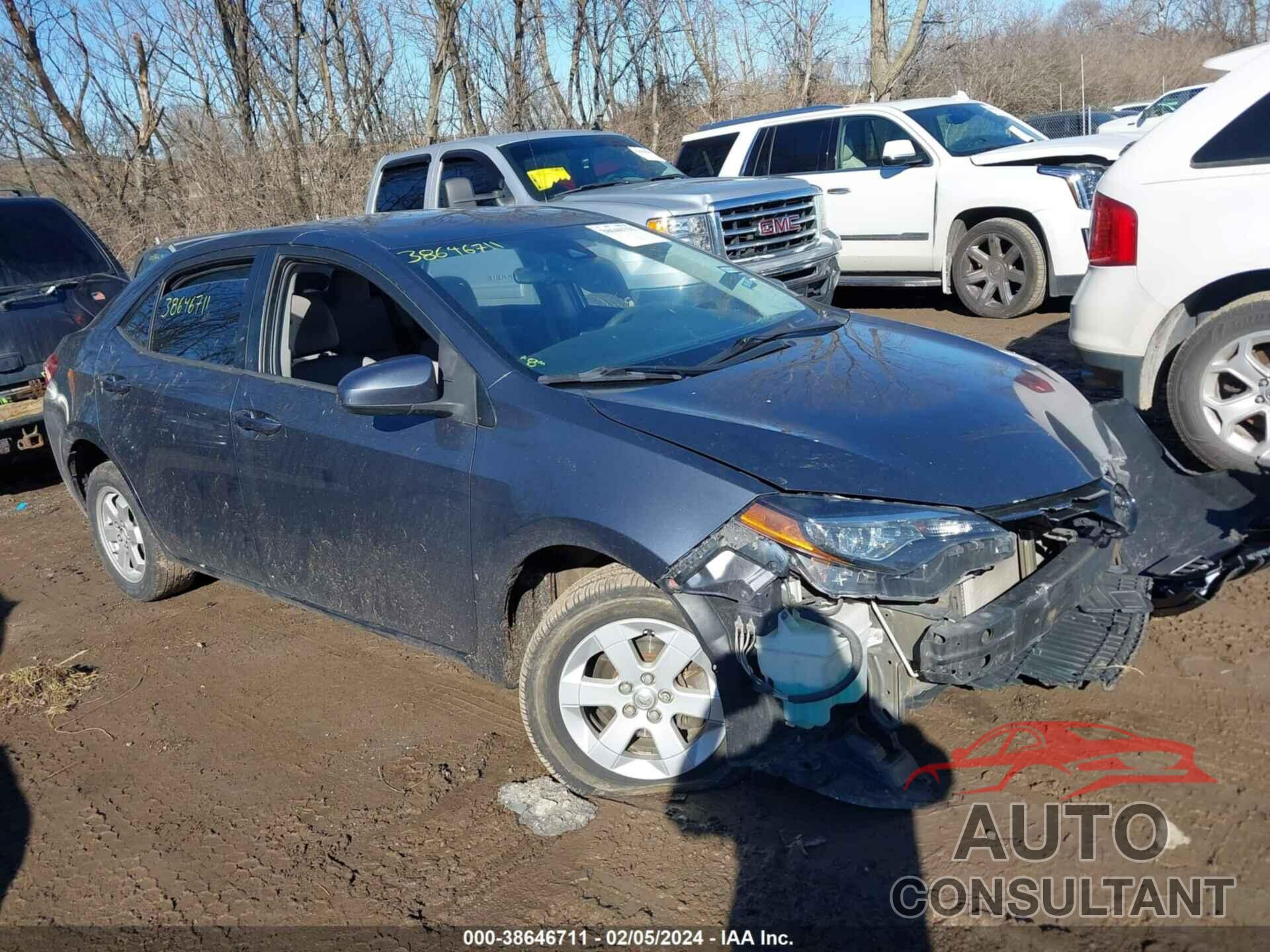 TOYOTA COROLLA 2018 - 5YFBURHE7JP851611