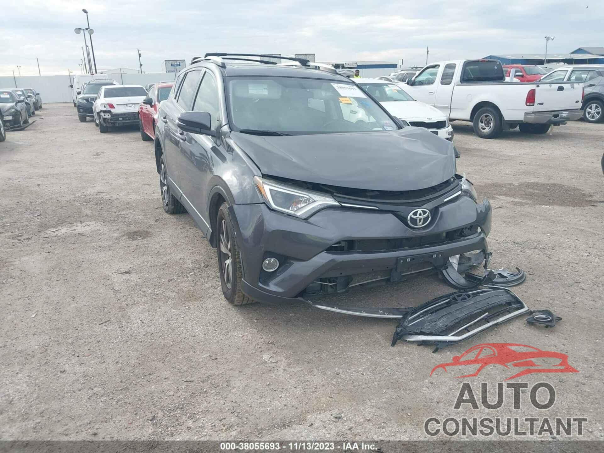TOYOTA RAV4 2016 - JTMRFREV2GJ066147
