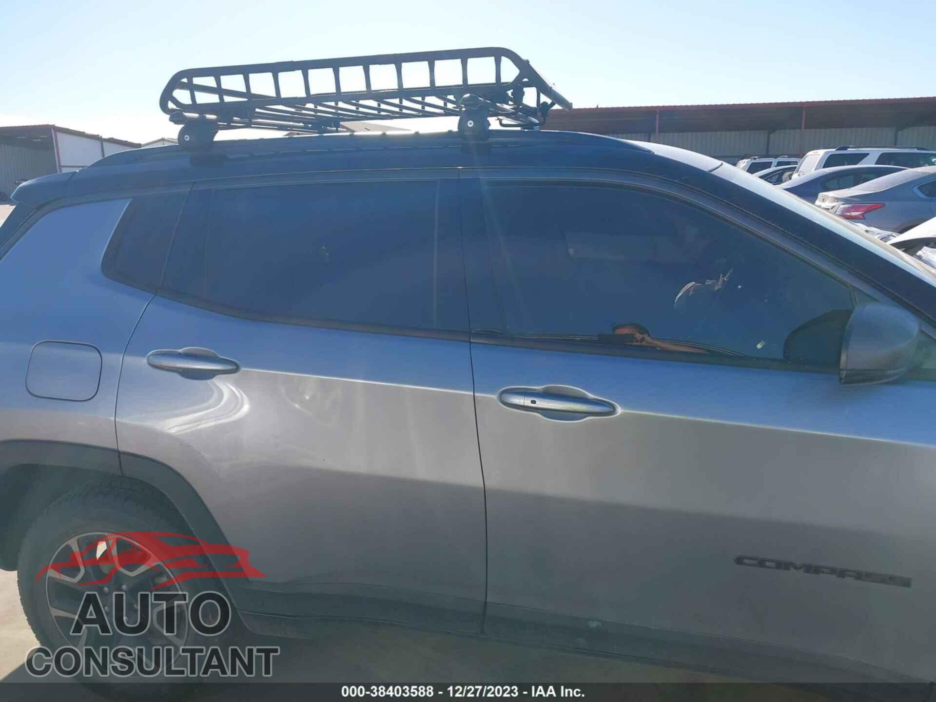 JEEP COMPASS 2019 - 3C4NJDDB0KT671597