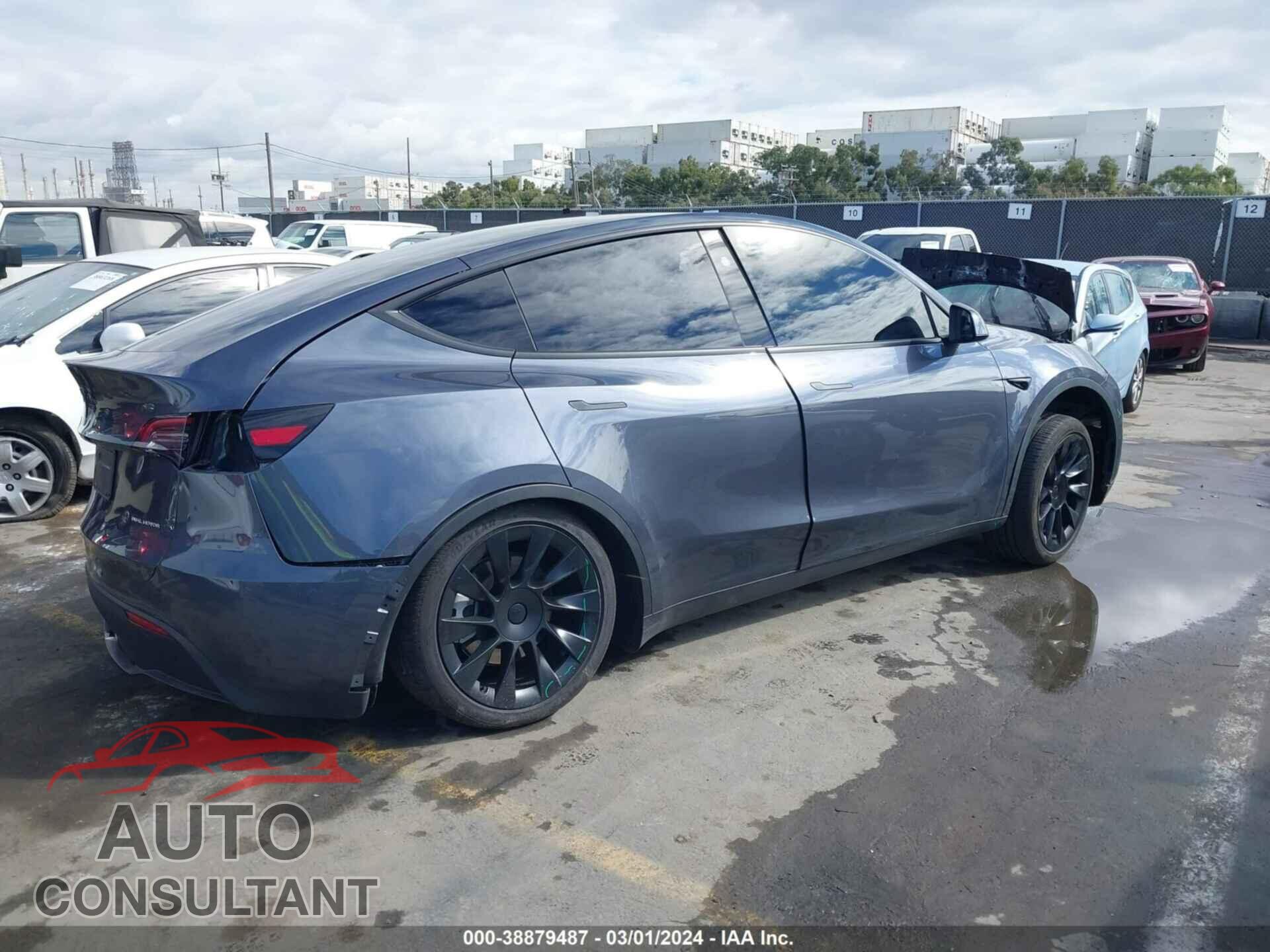 TESLA MODEL Y 2023 - 7SAYGDEE2PA159690