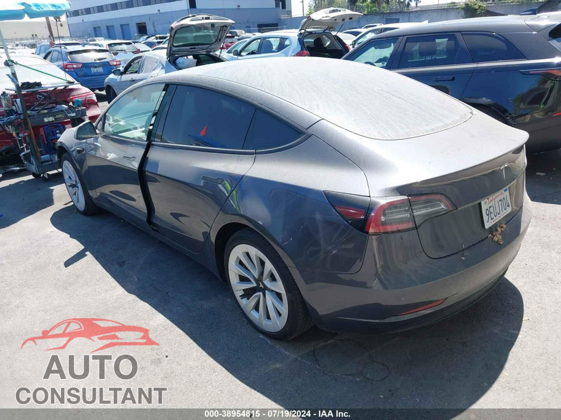TESLA MODEL 3 2023 - 5YJ3E1EA5PF465178