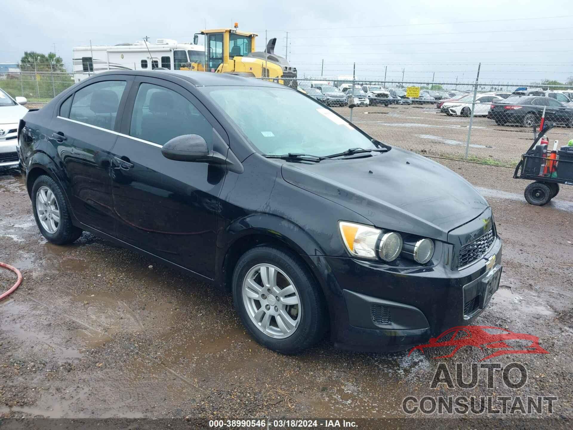 CHEVROLET SONIC 2016 - 1G1JC5SH7G4181170