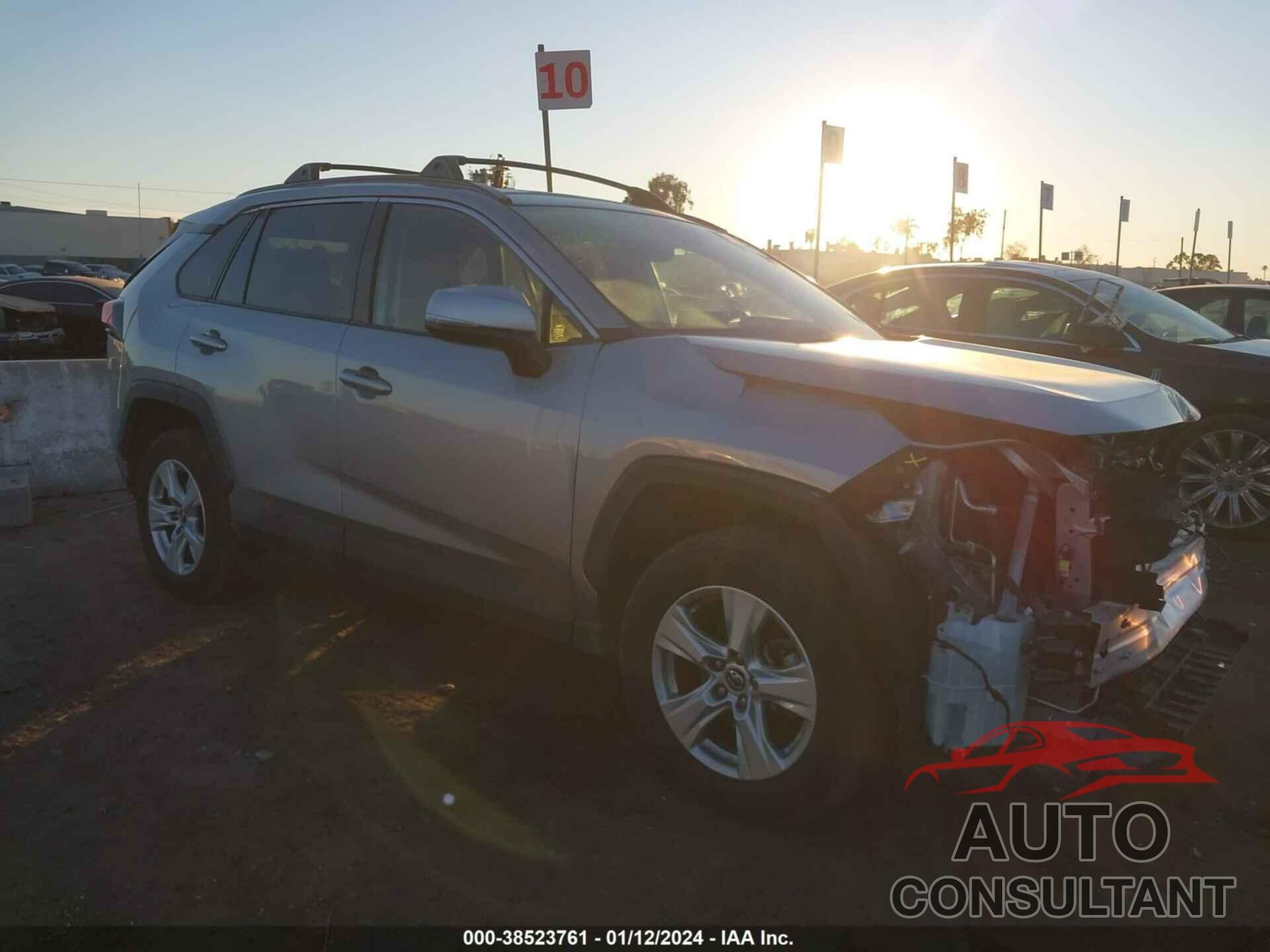 TOYOTA RAV4 2019 - JTMW1RFV8KD027215