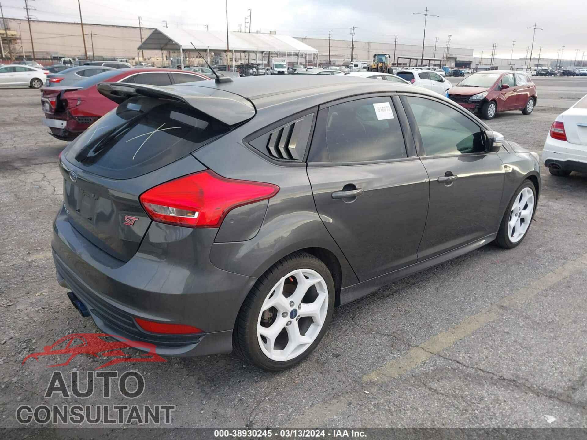 FORD FOCUS ST 2017 - 1FADP3L93HL211332