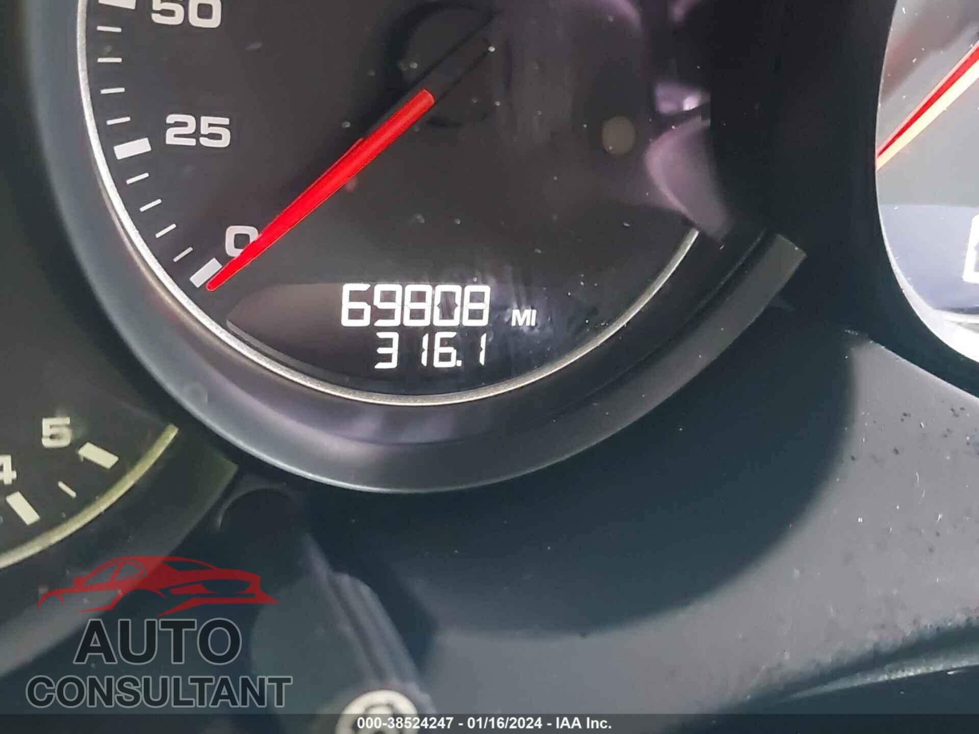 PORSCHE CAYENNE 2016 - WP1AF2A20GKA42762