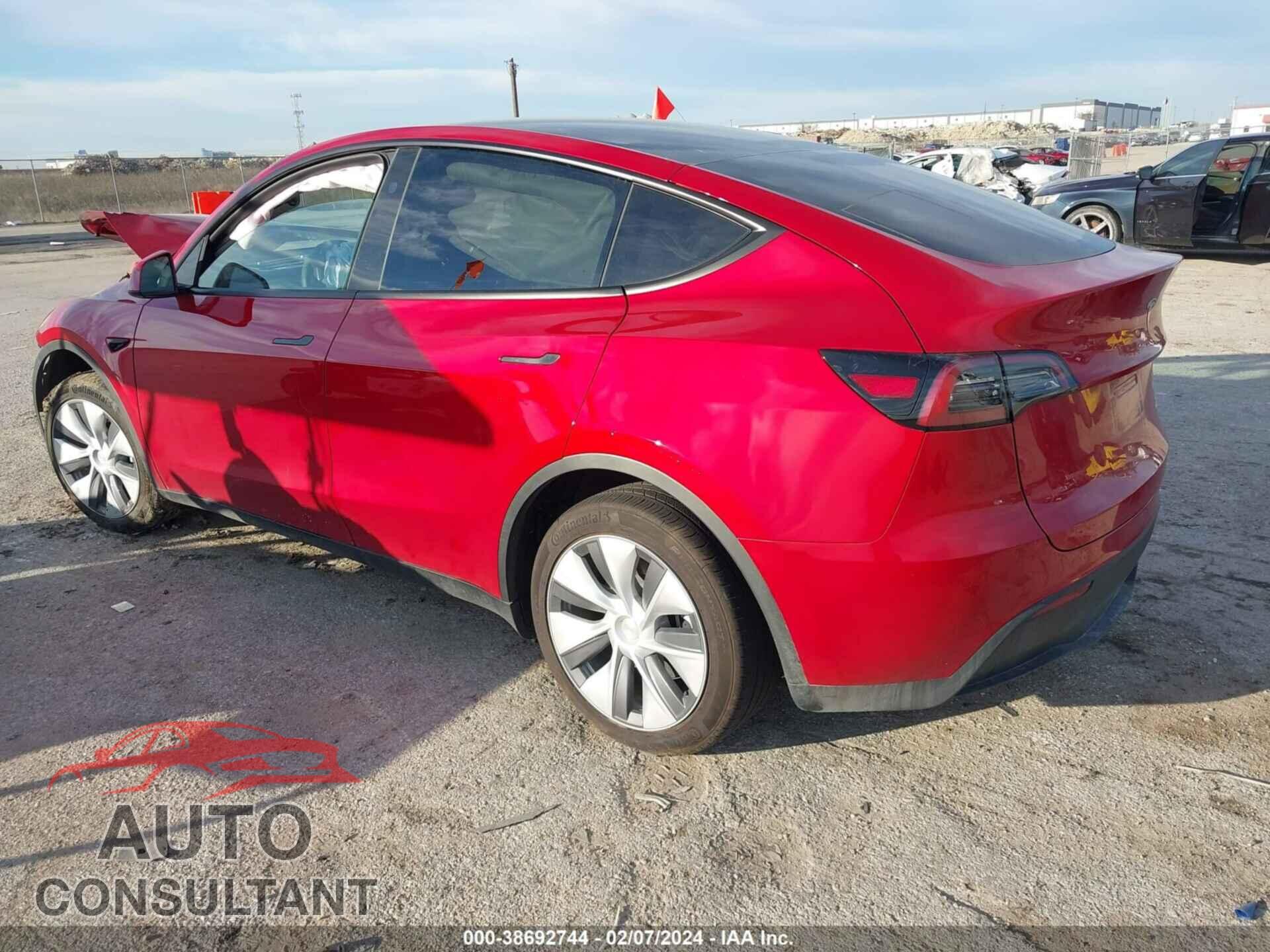 TESLA MODEL Y 2023 - 7SAYGDEE2PA136541