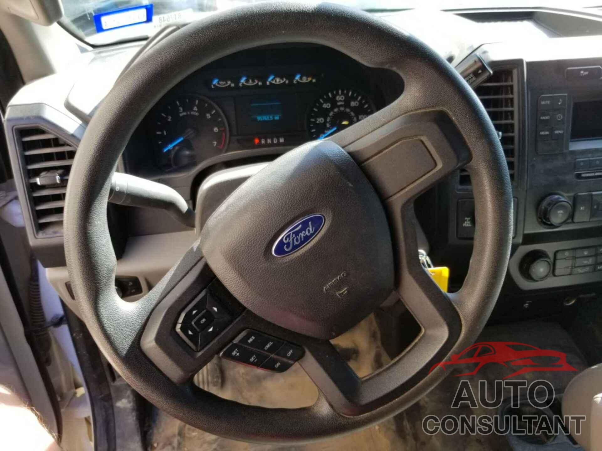 FORD F-150 2019 - 1FTFX1E52KKC55840