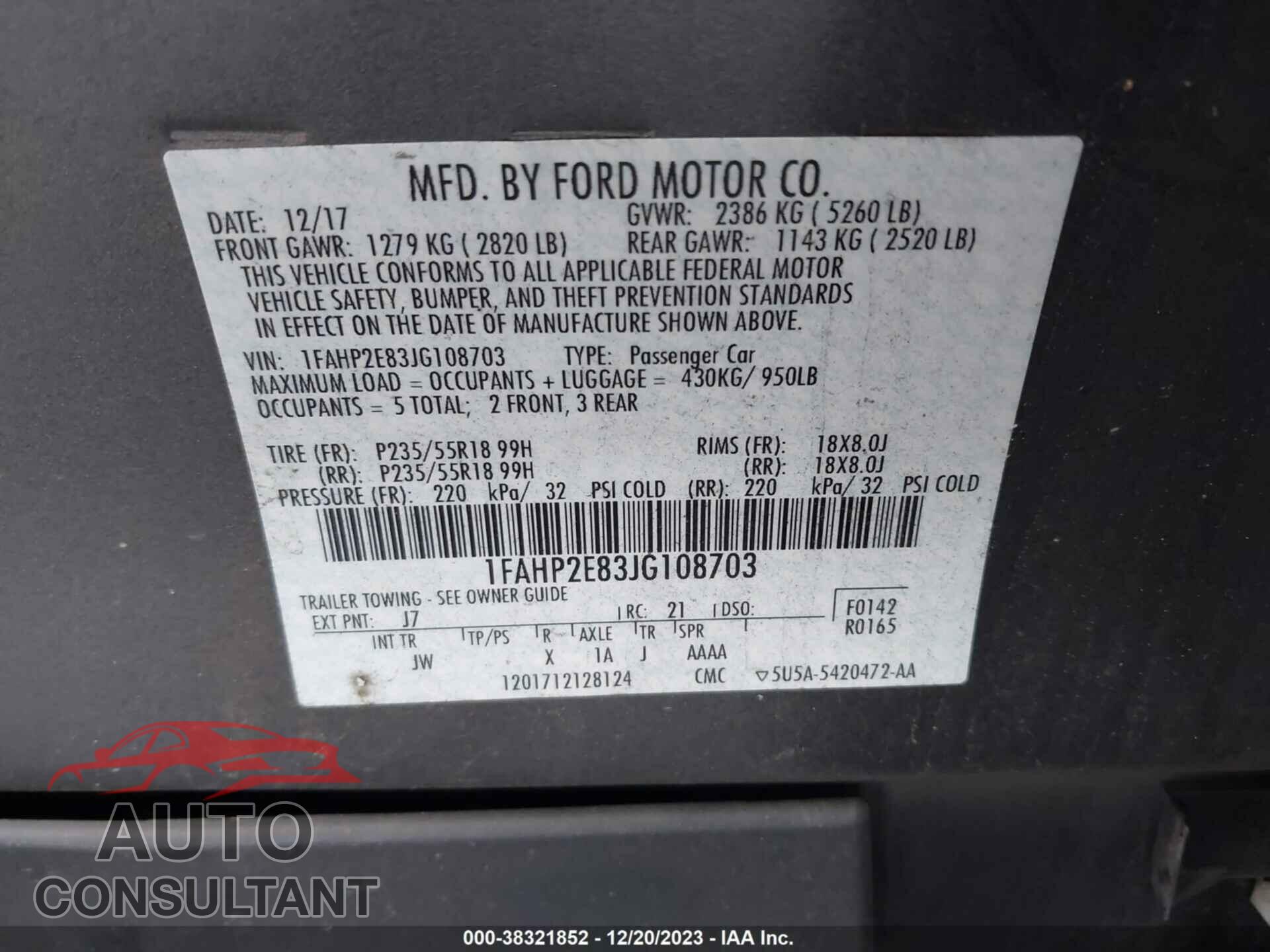 FORD TAURUS 2018 - 1FAHP2E83JG108703