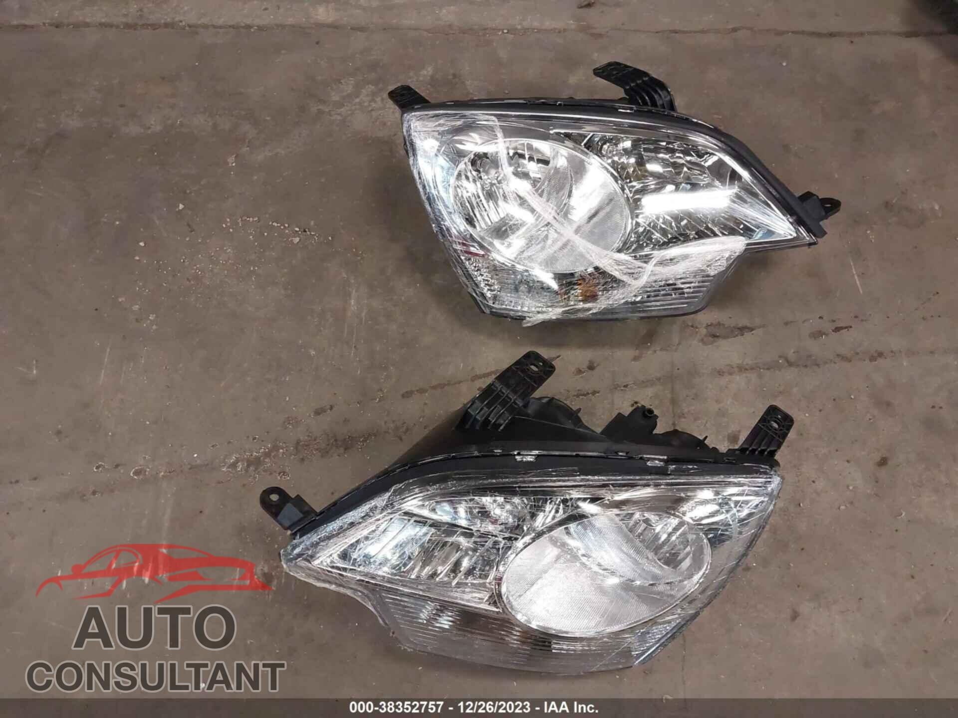 JEEP COMPASS 2018 - 3C4NJDCB4JT263961