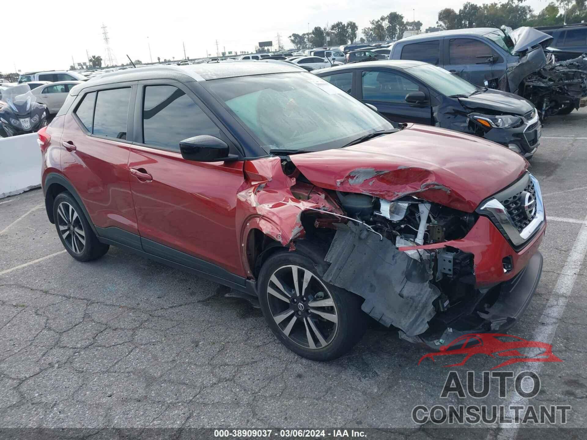 NISSAN KICKS 2018 - 3N1CP5CU9JL511525