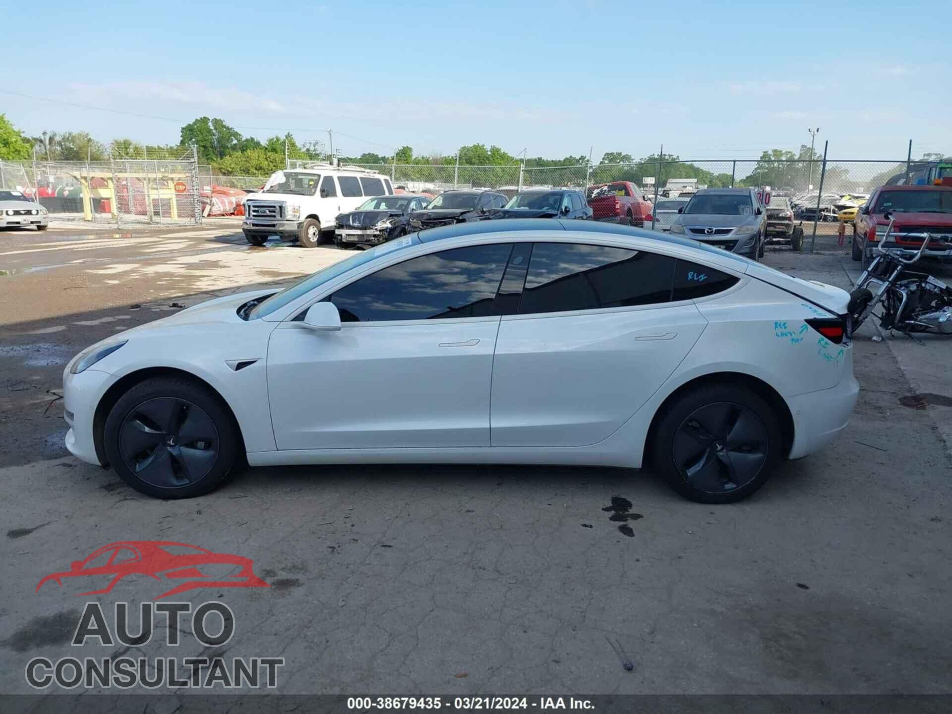 TESLA MODEL 3 2019 - 5YJ3E1EA8KF483229