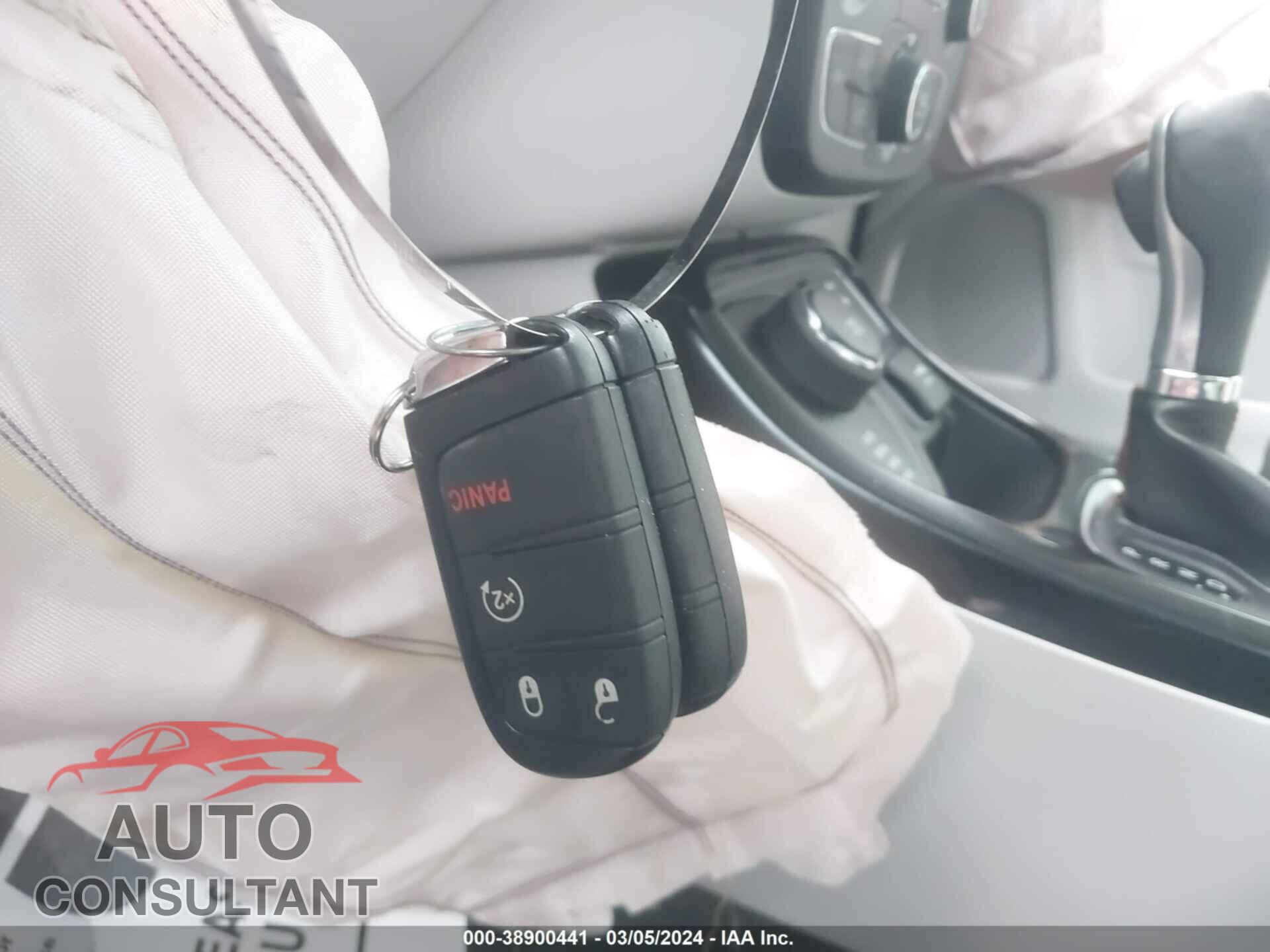 JEEP COMPASS 2021 - 3C4NJDCB0MT501356