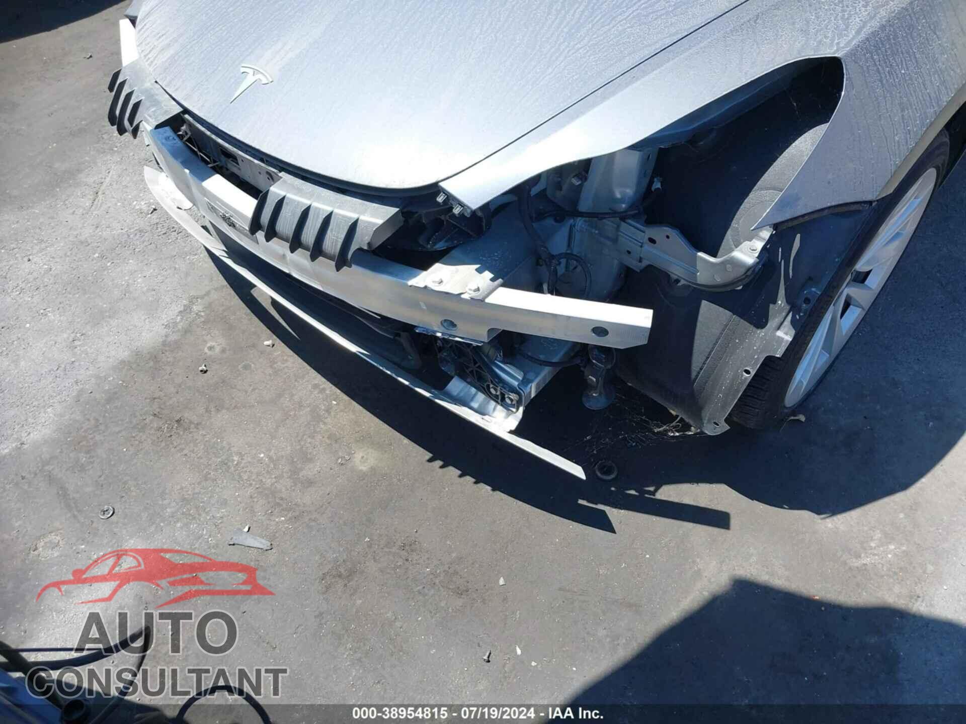 TESLA MODEL 3 2023 - 5YJ3E1EA5PF465178
