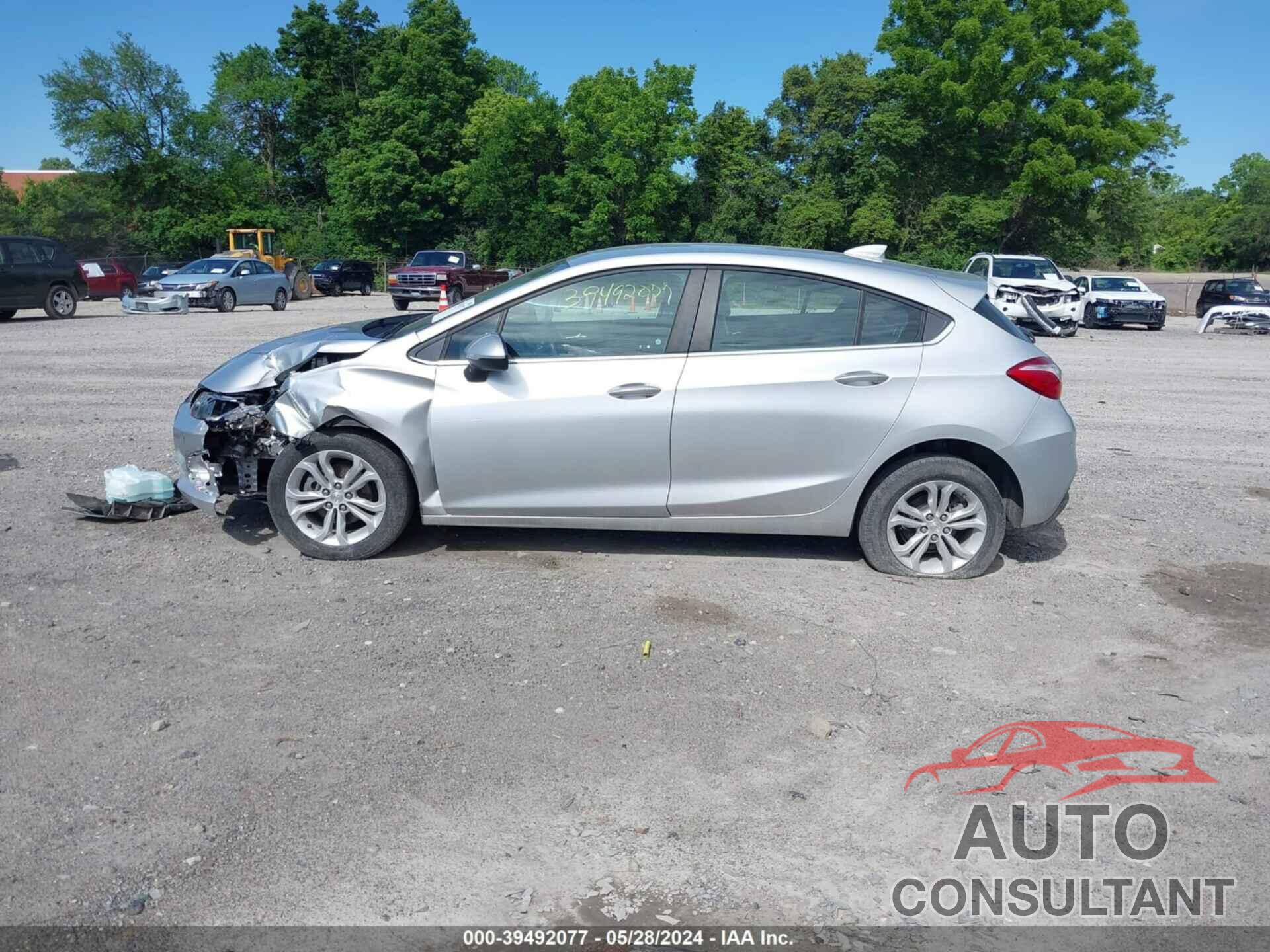 CHEVROLET CRUZE 2019 - 3G1BE6SM4KS570374