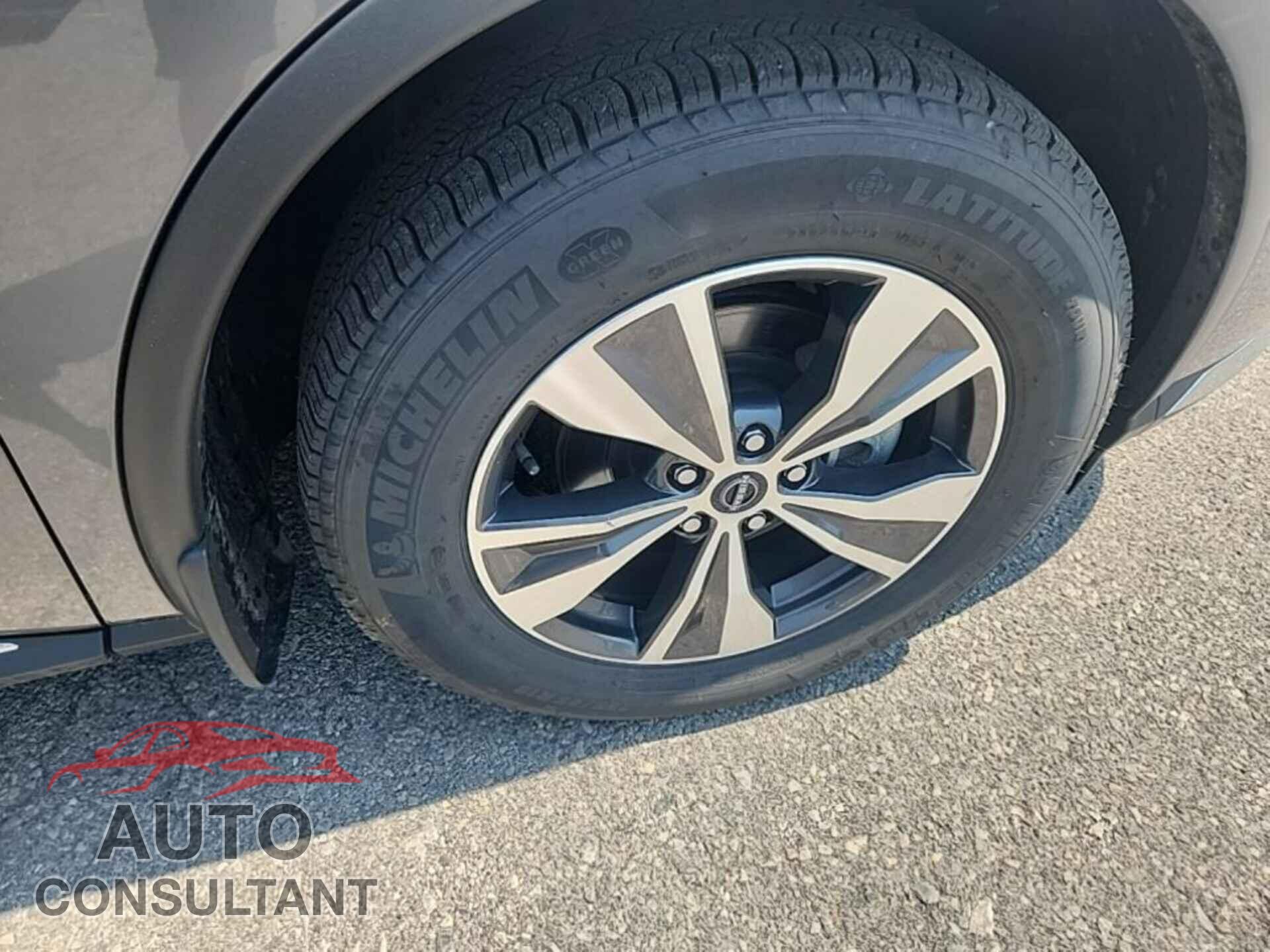 NISSAN MURANO 2023 - 5N1AZ2BS8PC113705