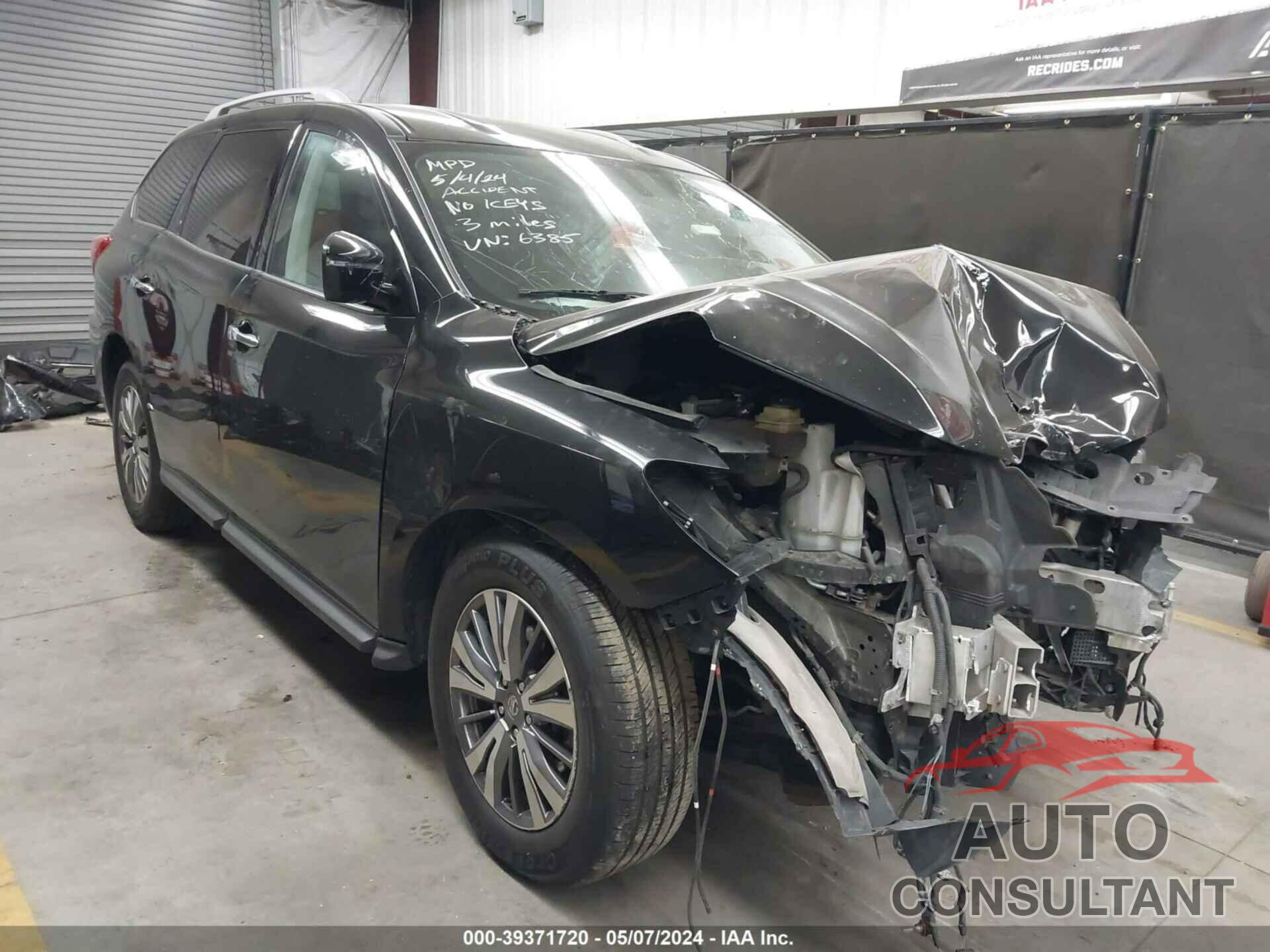 NISSAN PATHFINDER 2019 - 5N1DR2MN4KC616385