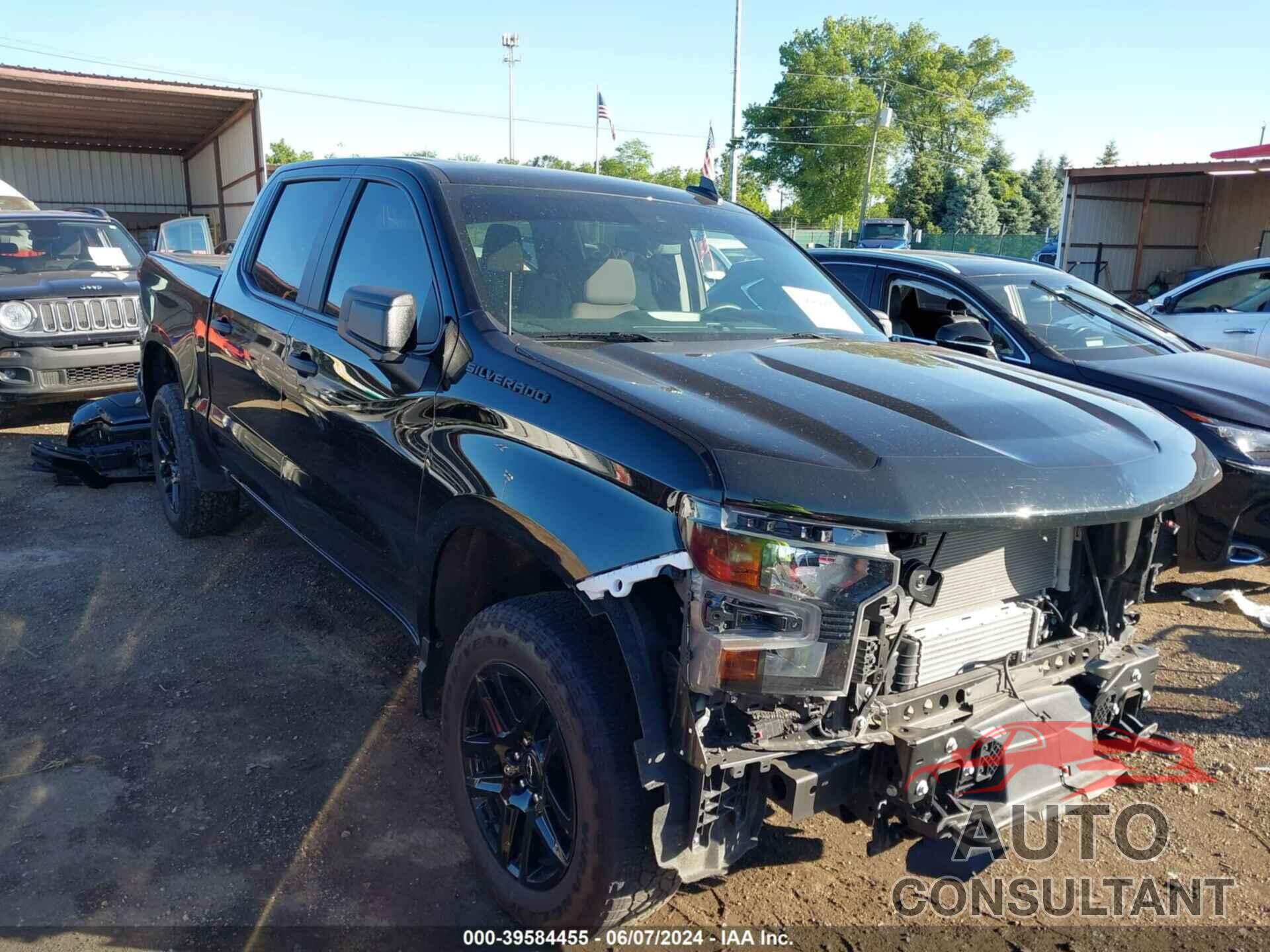 CHEVROLET SILVERADO 1500 2023 - 1GCPDBEK2PZ104648