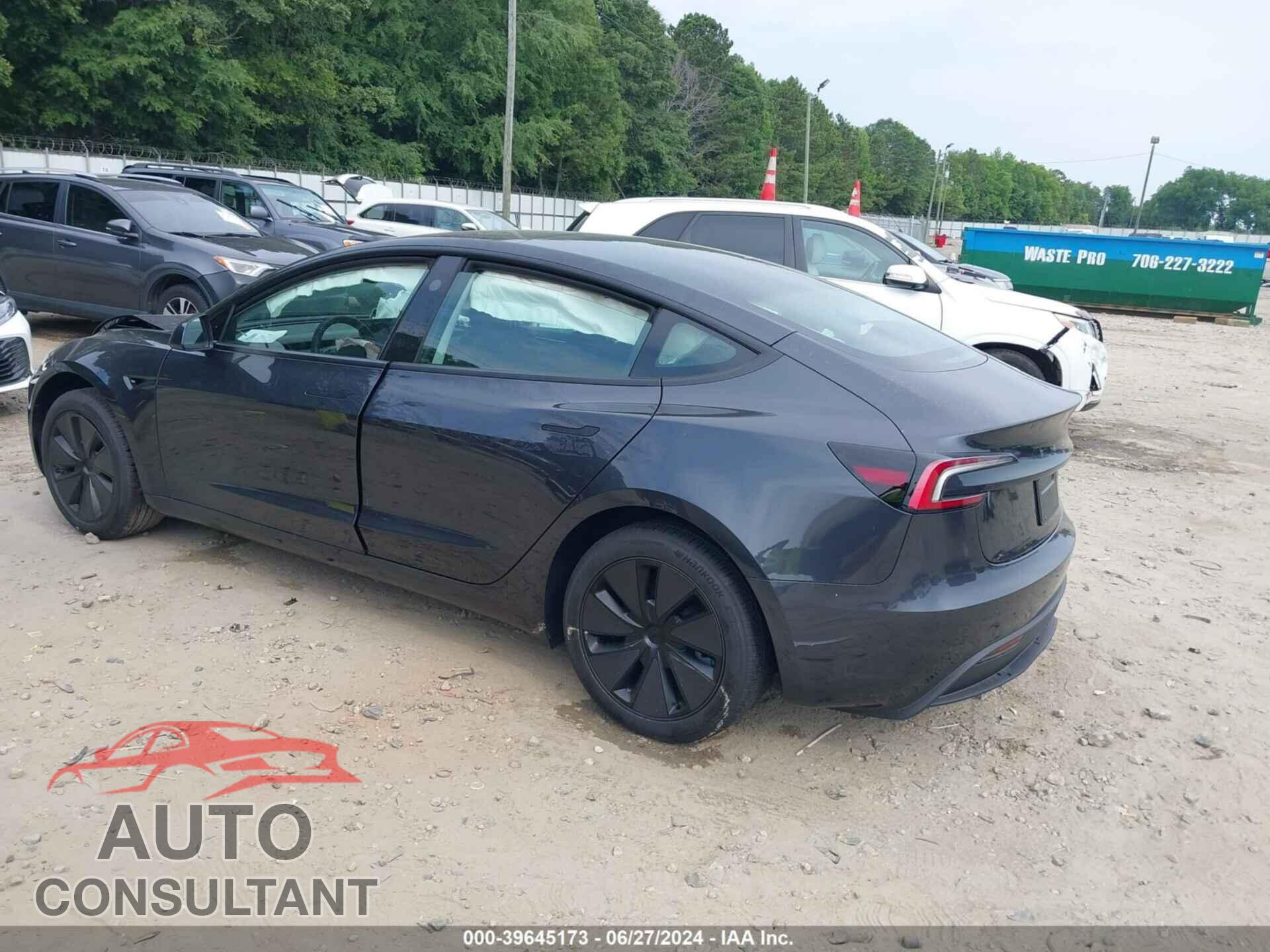 TESLA MODEL 3 2024 - 5YJ3E1EA5RF733861