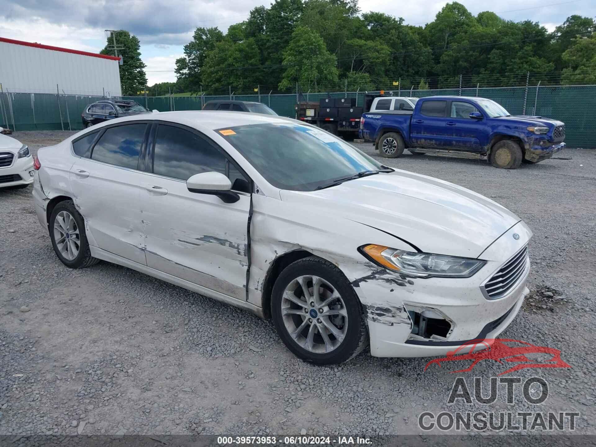 FORD FUSION 2020 - 3FA6P0HD3LR143256