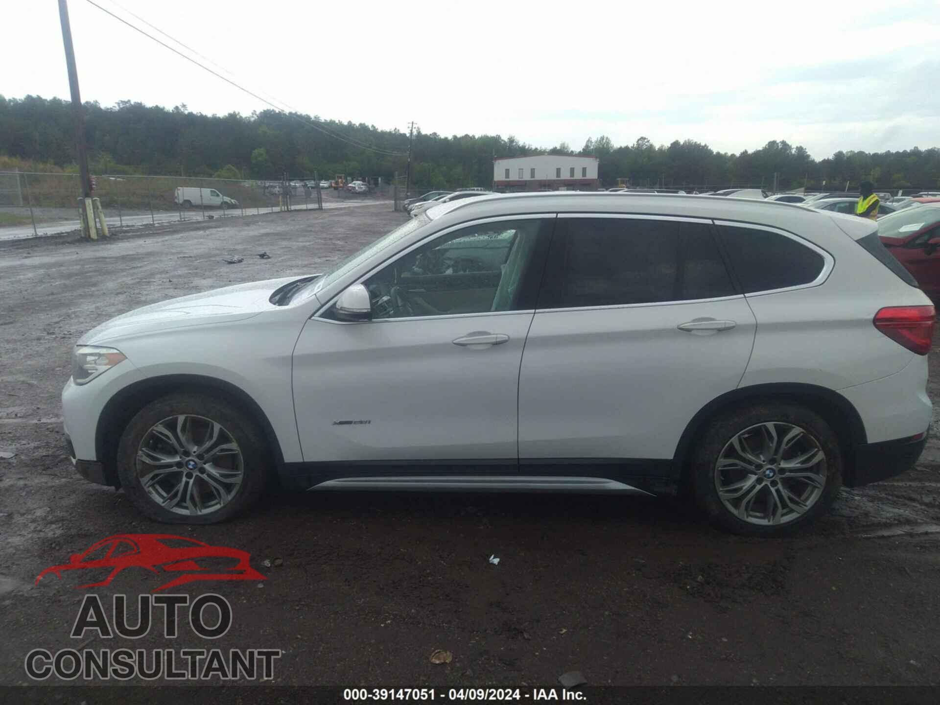 BMW X1 2017 - WBXHT3C38H5F76358