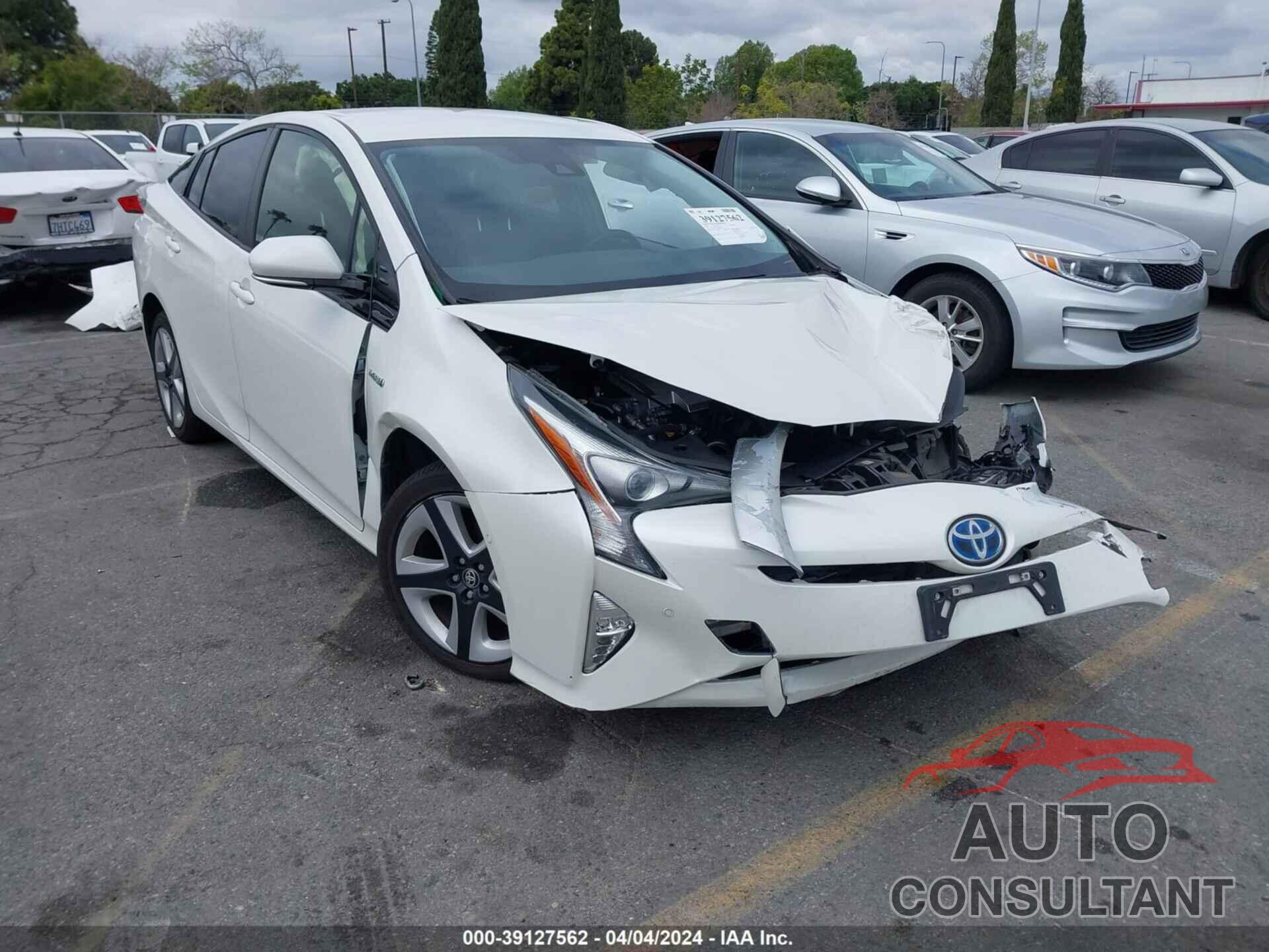 TOYOTA PRIUS 2018 - JTDKARFU8J3064193