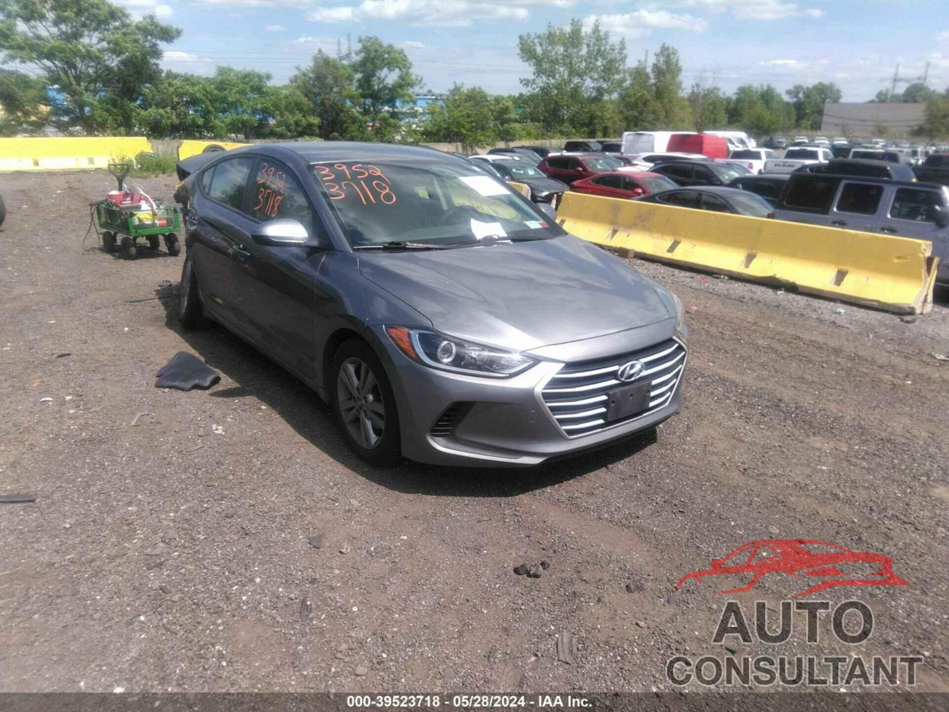 HYUNDAI ELANTRA 2017 - KMHD84LF4HU227466