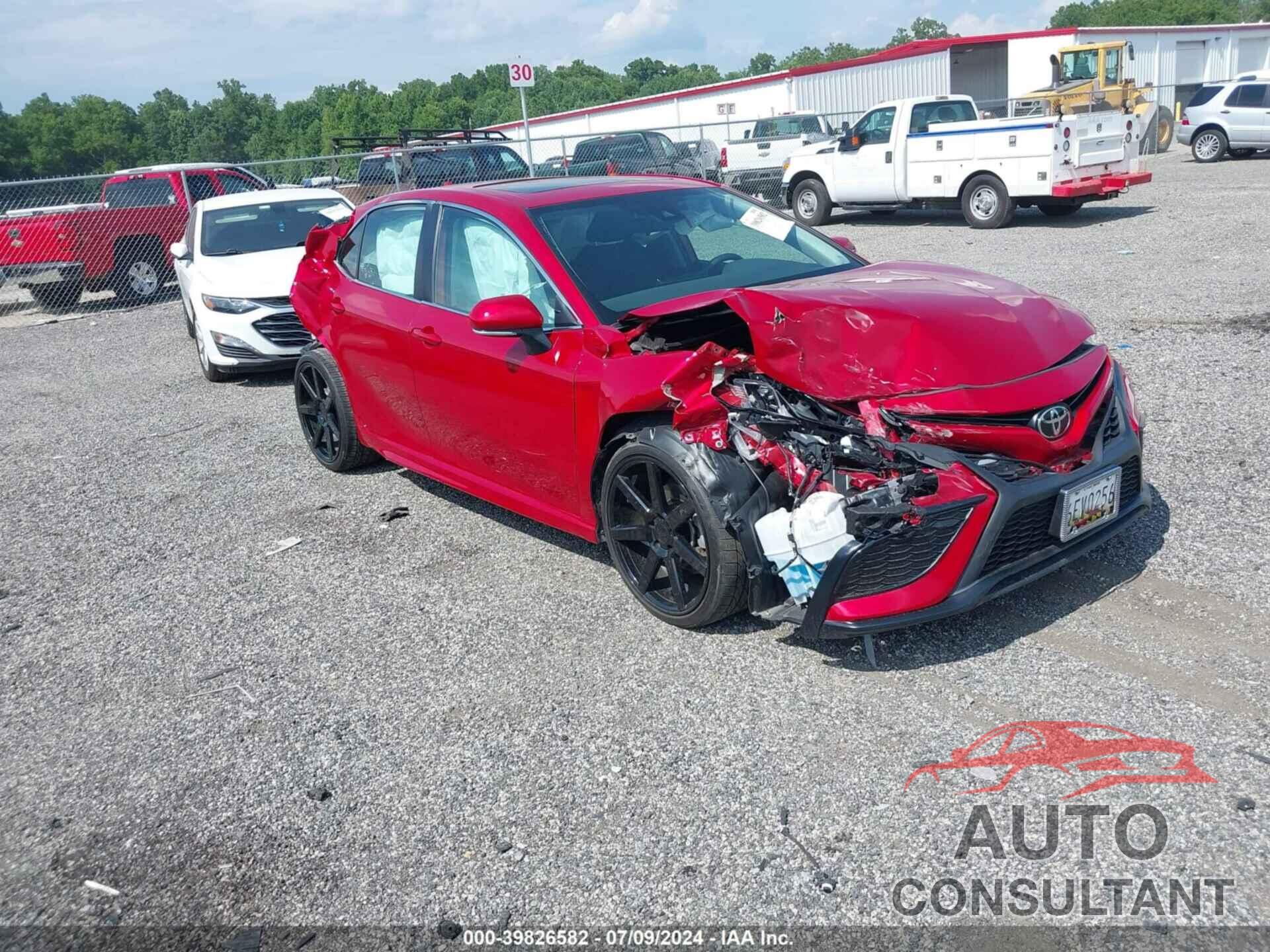 TOYOTA CAMRY 2022 - 4T1G11AKXNU002741