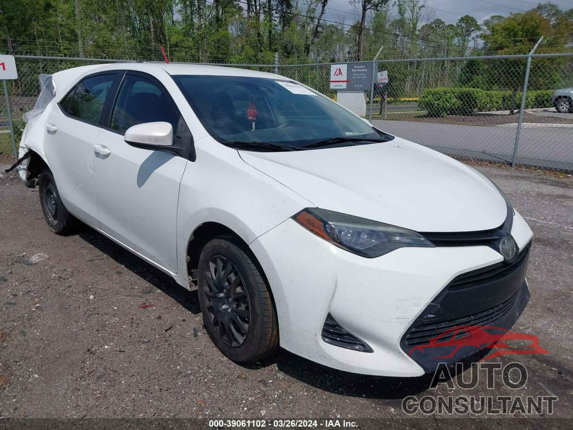 TOYOTA COROLLA 2017 - 5YFBURHE7HP674696