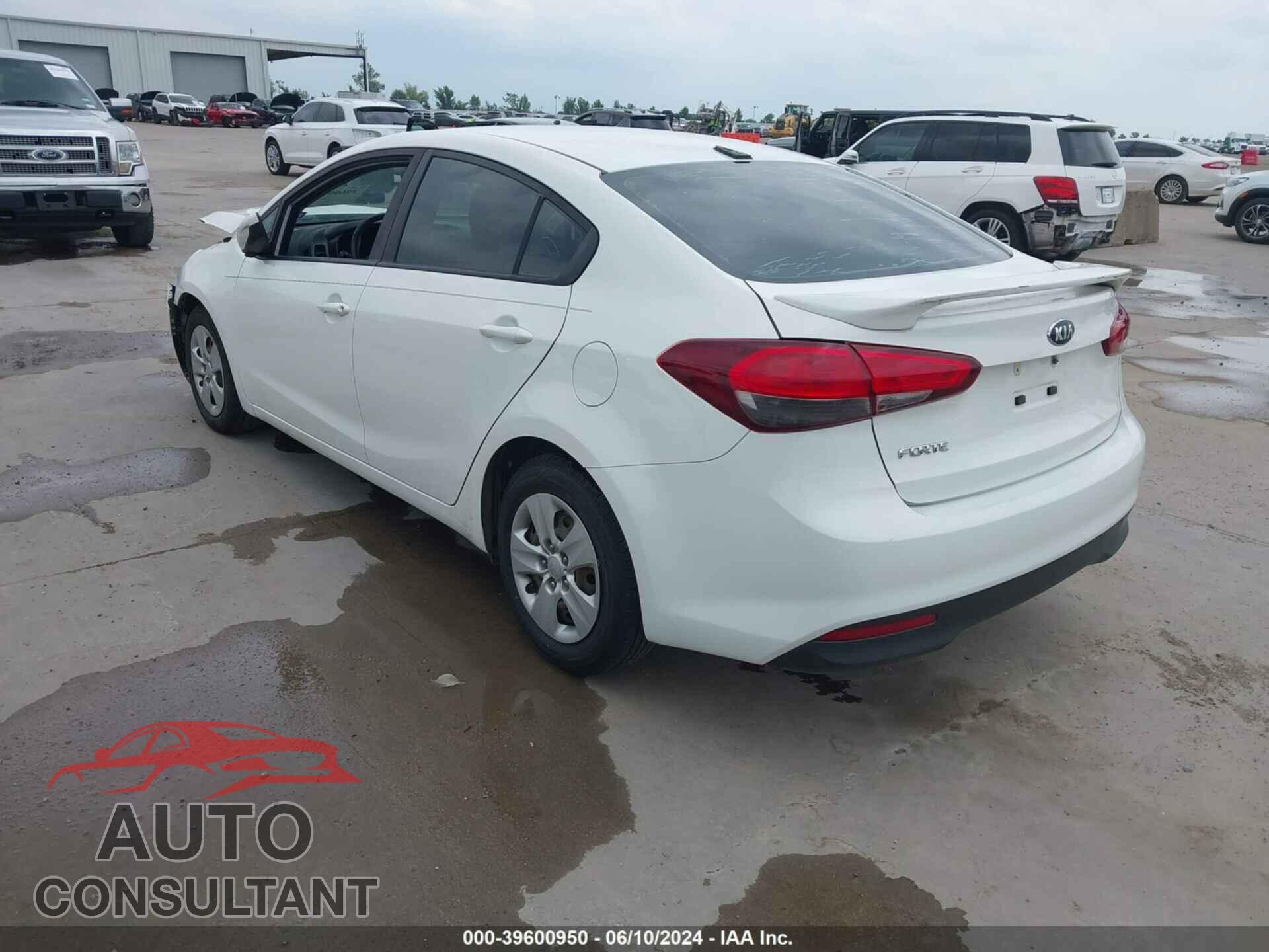 KIA FORTE 2017 - 3KPFK4A73HE024237