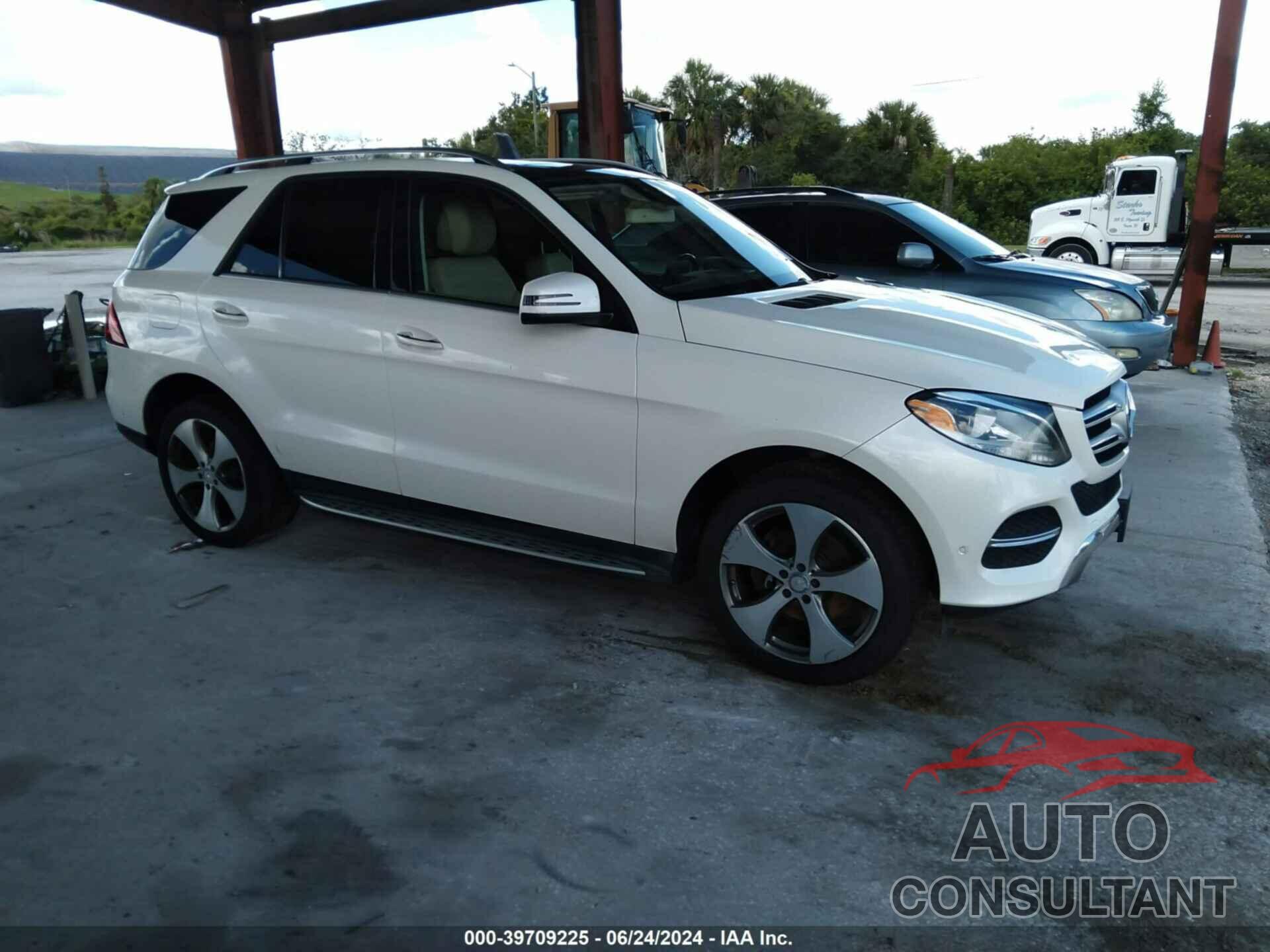 MERCEDES-BENZ GLE 350 2016 - 4JGDA5HB3GA794963