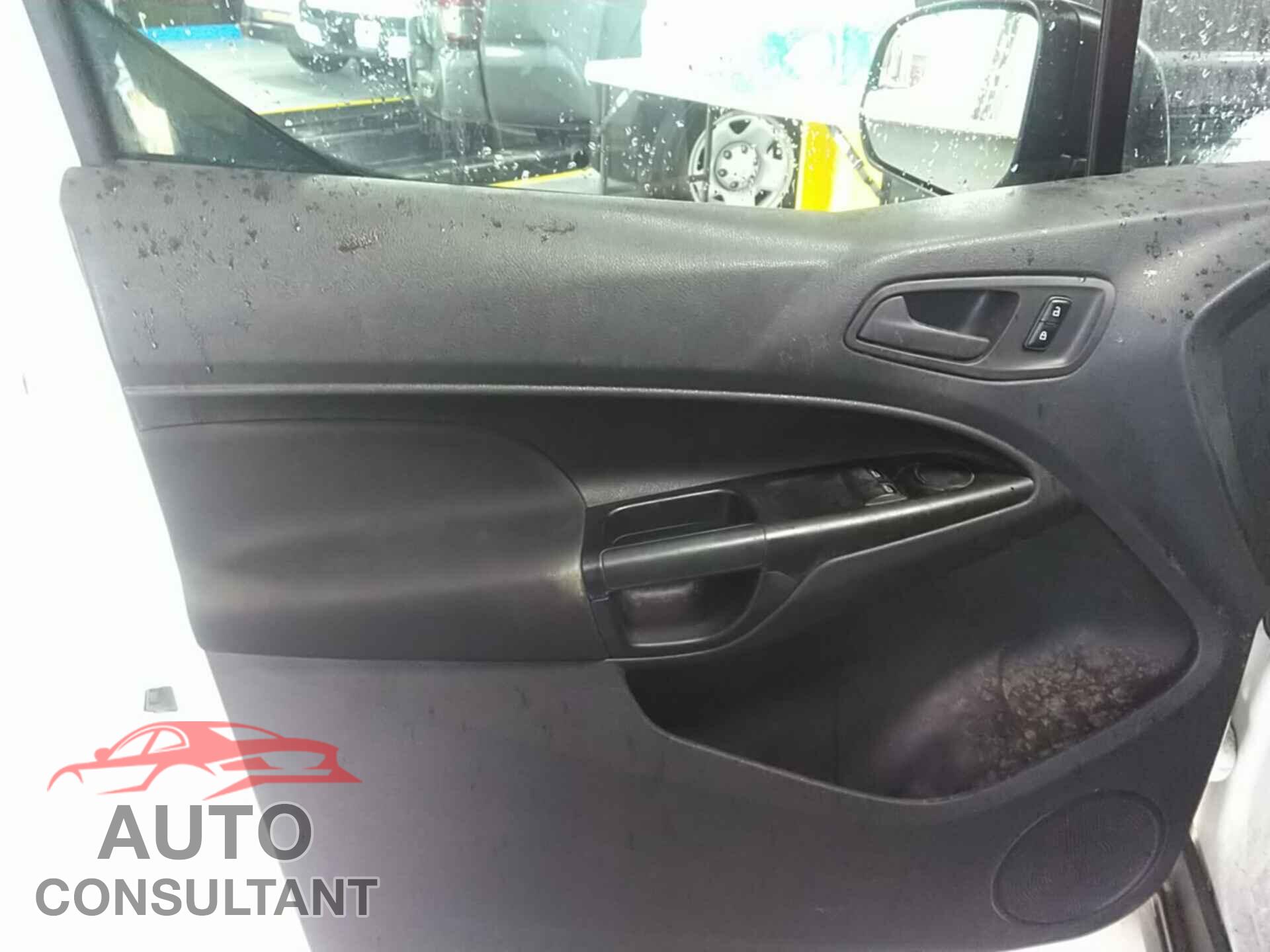 FORD TRANSIT CONNECT 2018 - NM0LS7E78J1368179