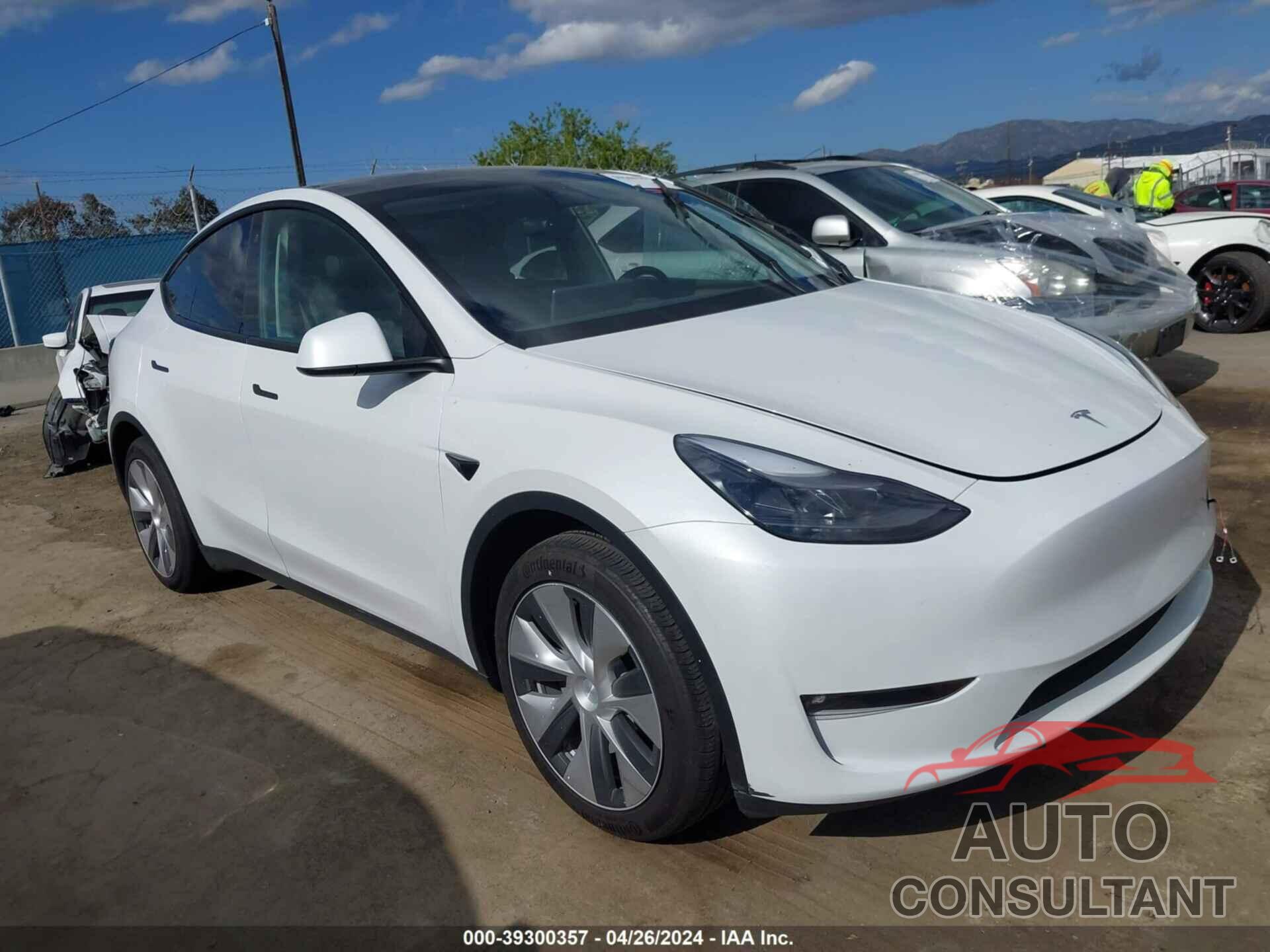 TESLA MODEL Y 2023 - 7SAYGAEE4PF745907