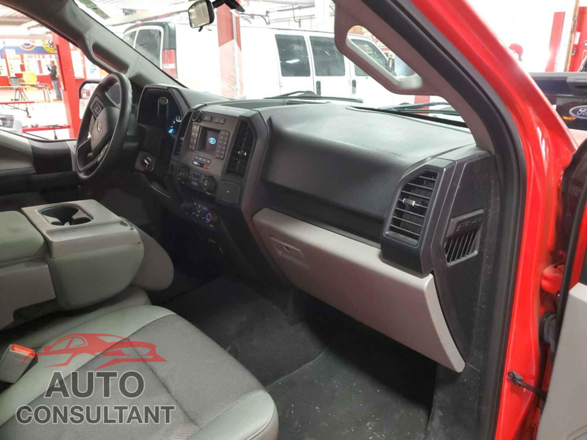 FORD F150 2020 - 1FTMF1CB2LKD83130