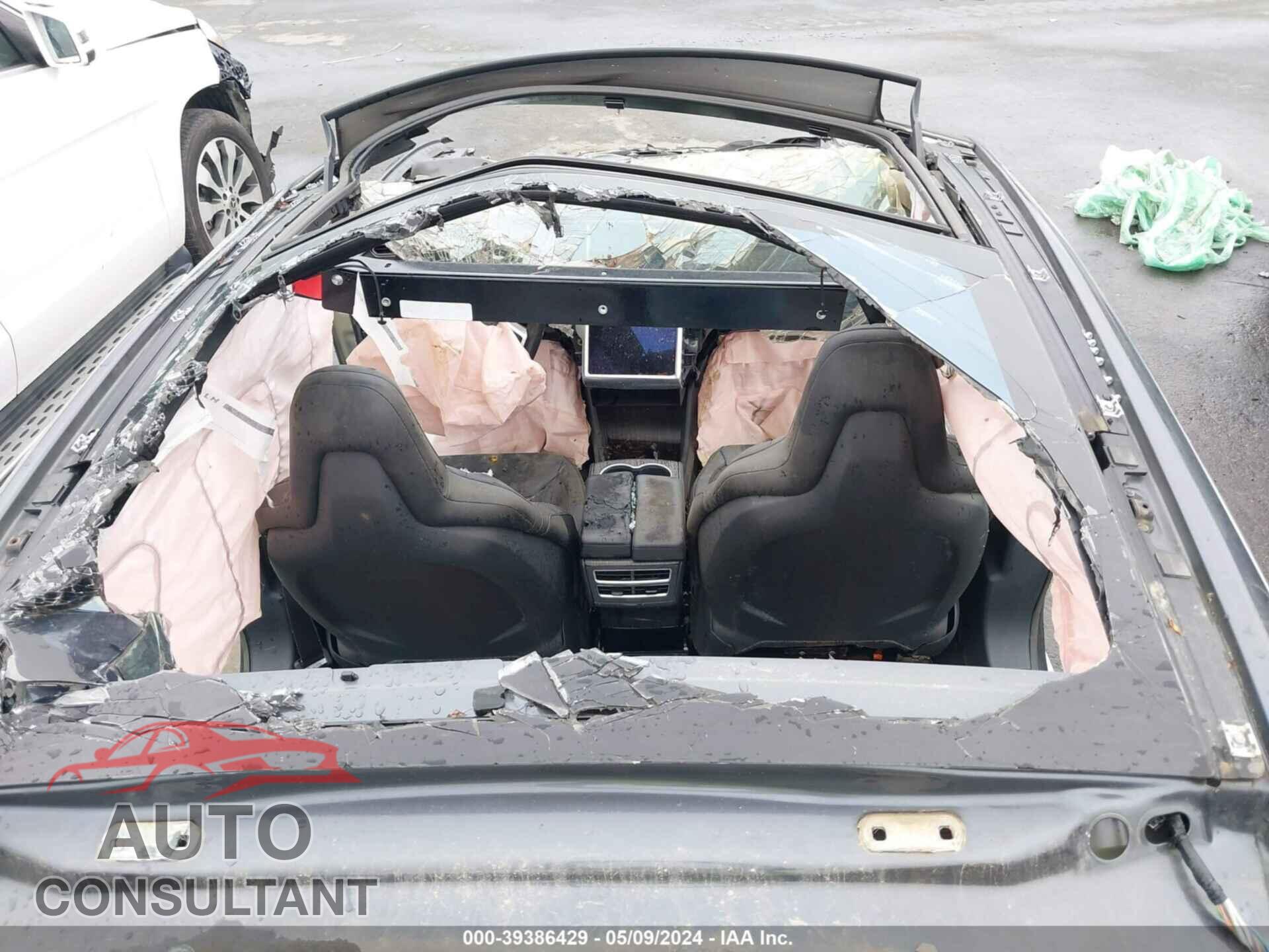 TESLA MODEL S 2016 - 5YJSA1E49GF131530