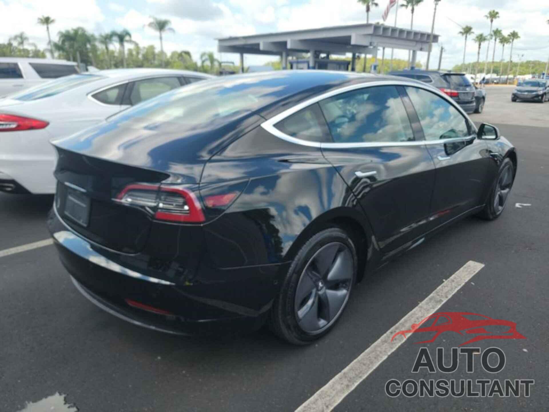 TESLA MODEL 3 2019 - 5YJ3E1EB4KF193434