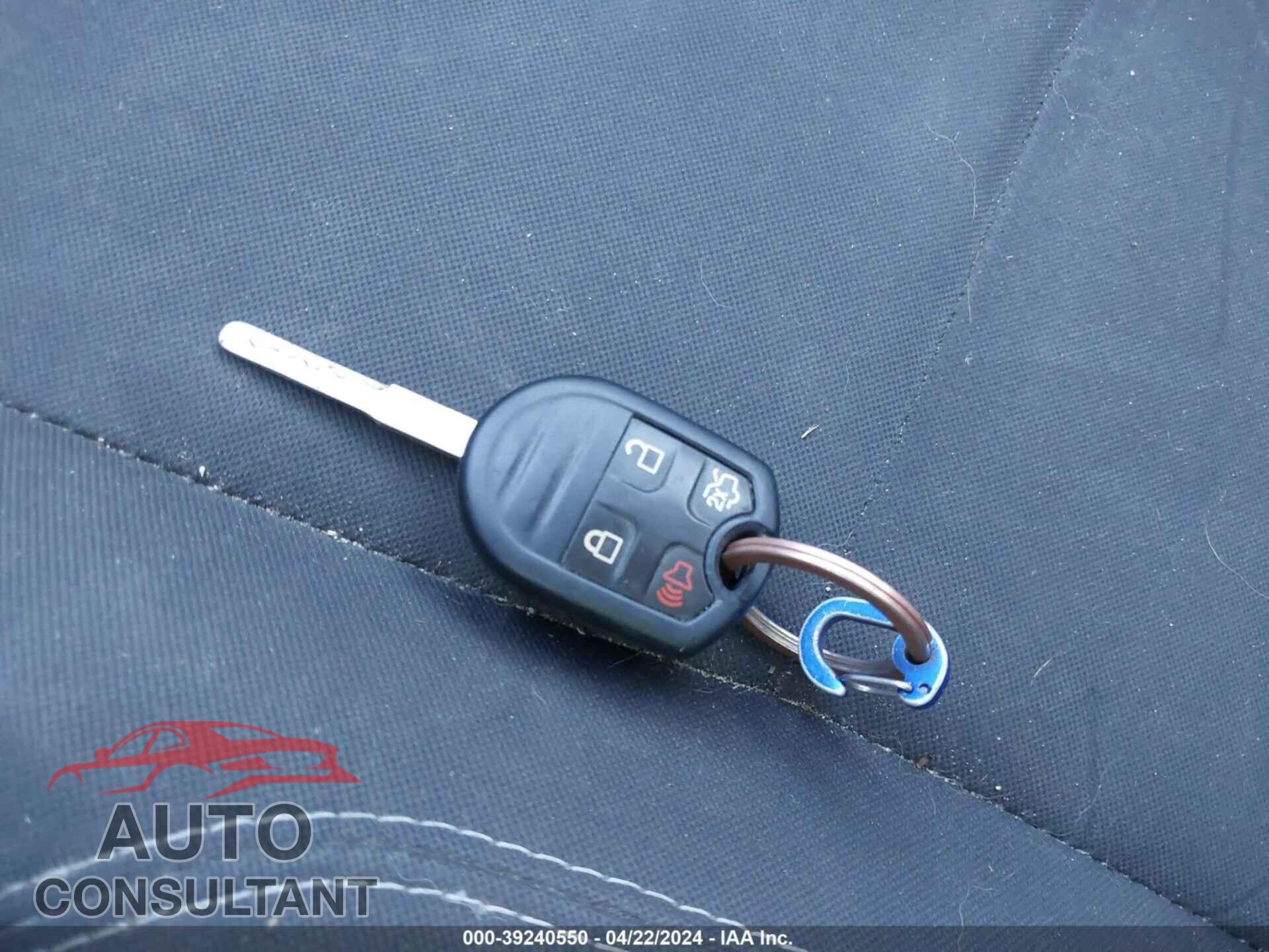FORD FIESTA 2017 - 3FADP4EJ6HM171534