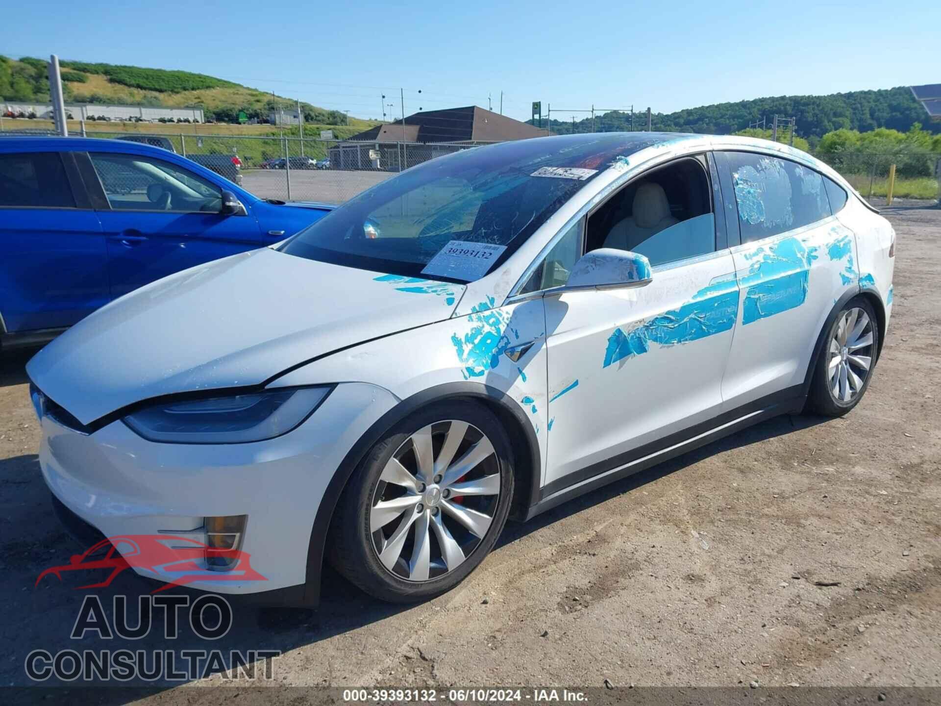 TESLA MODEL X 2020 - 5YJXCBE46LF229236