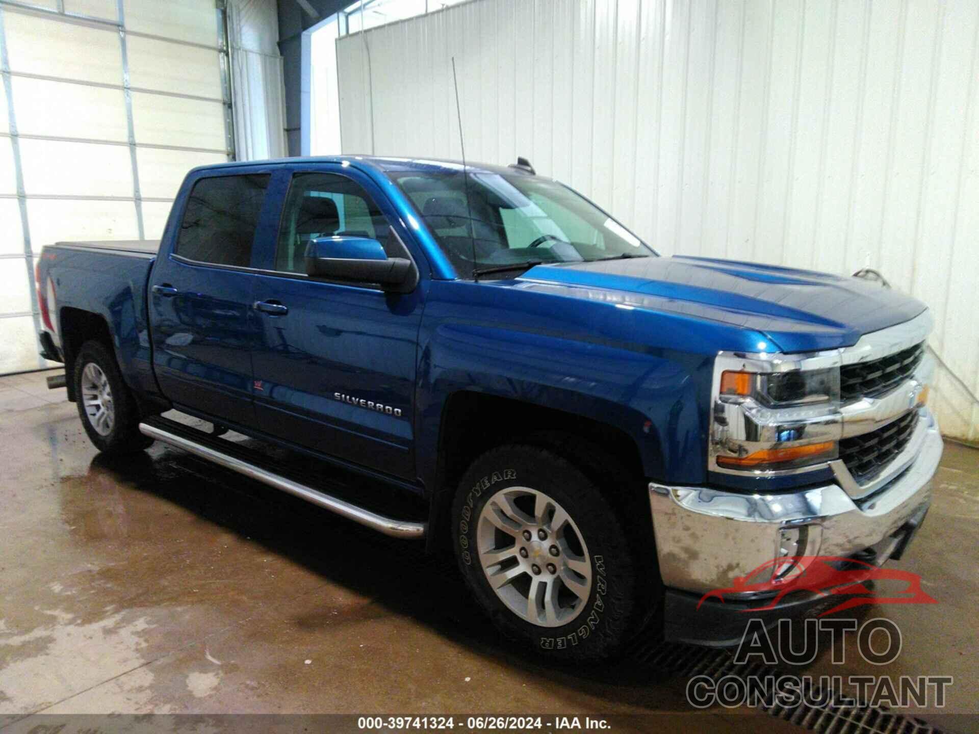 CHEVROLET SILVERADO 1500 2018 - 3GCUKREC5JG241536