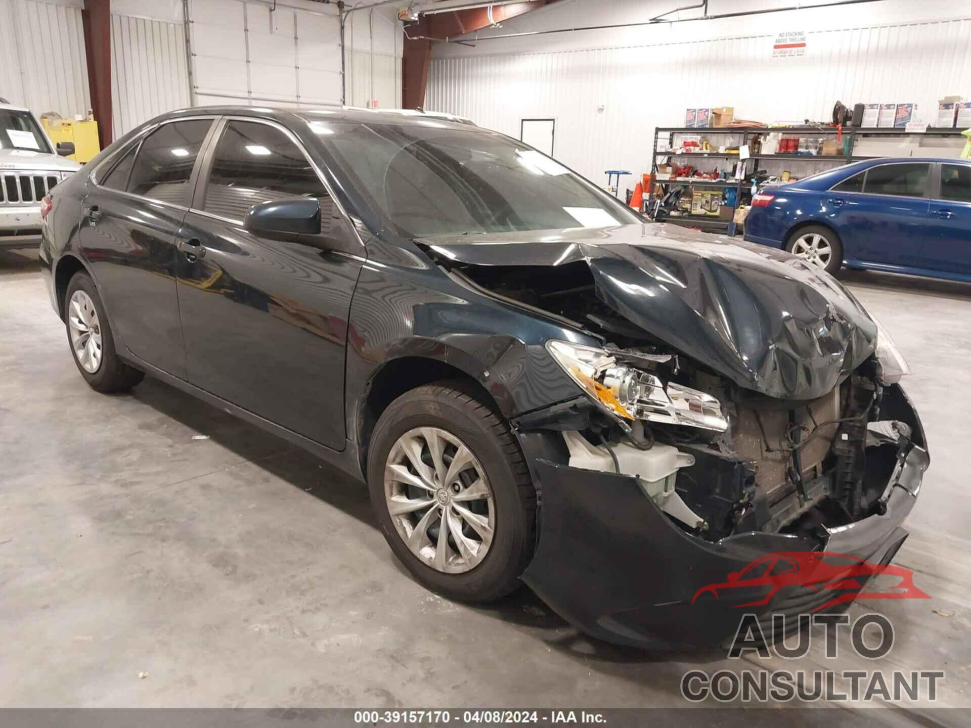 TOYOTA CAMRY 2016 - 4T4BF1FK0GR519821