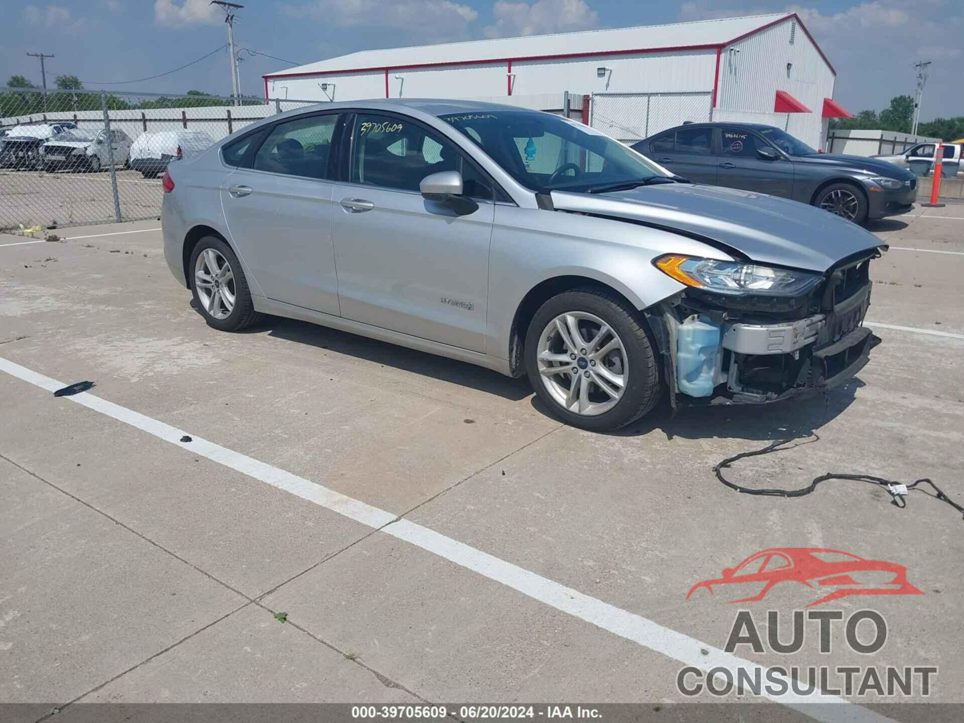 FORD FUSION HYBRID 2018 - 3FA6P0LU7JR268877