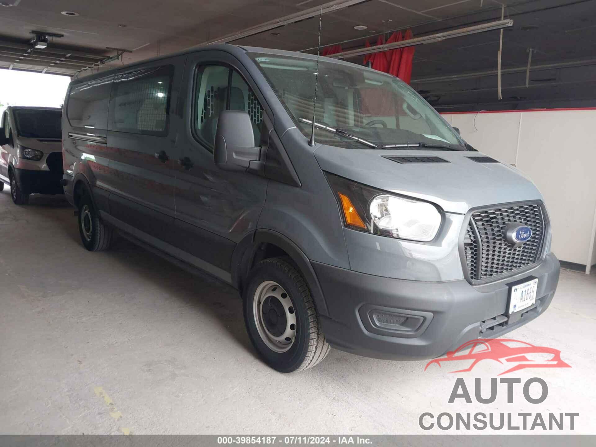 FORD TRANSIT-150 2023 - 1FTYE1Y83PKB26677