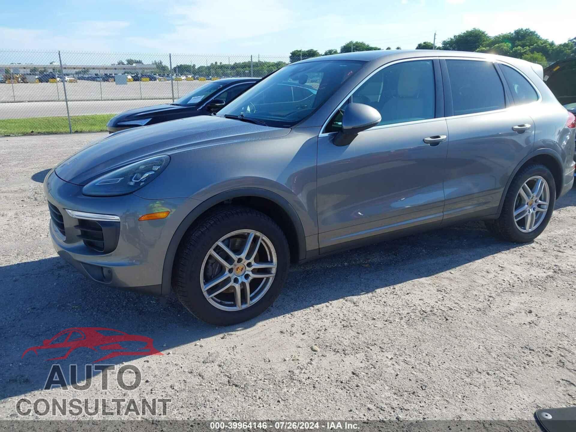 PORSCHE CAYENNE 2016 - WP1AA2A27GLA10643