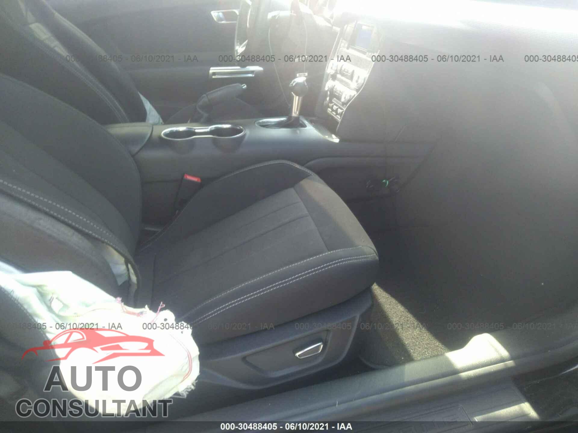 FORD MUSTANG 2019 - 1FA6P8CF0K5108733