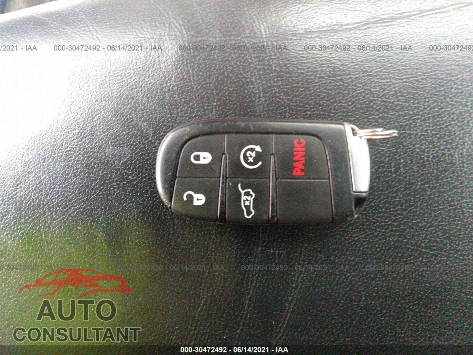 DODGE DURANGO 2018 - 1C4RDJDG8JC232113